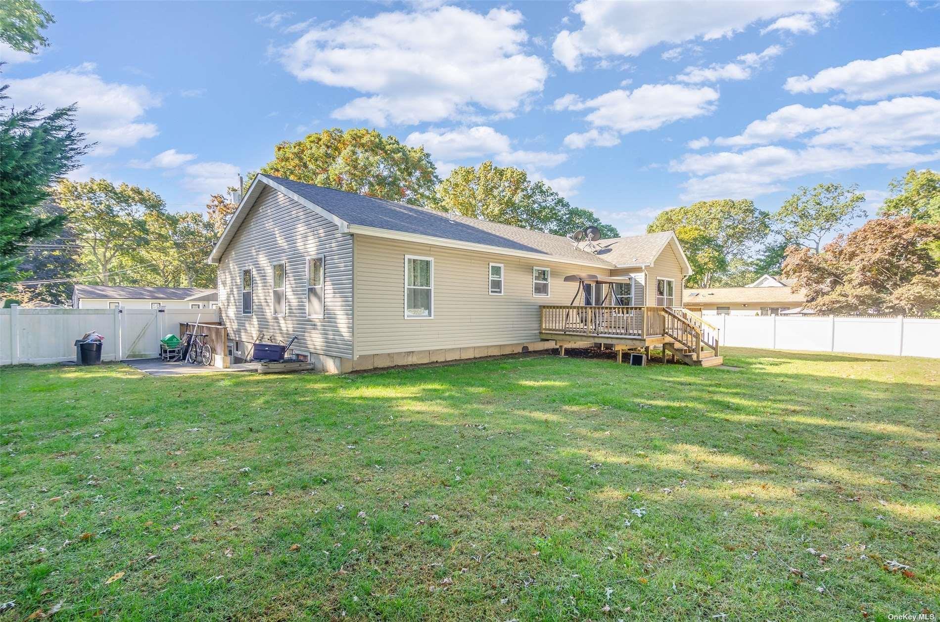 Single Family Henry  Suffolk County, NY 11720, MLS-847568-32