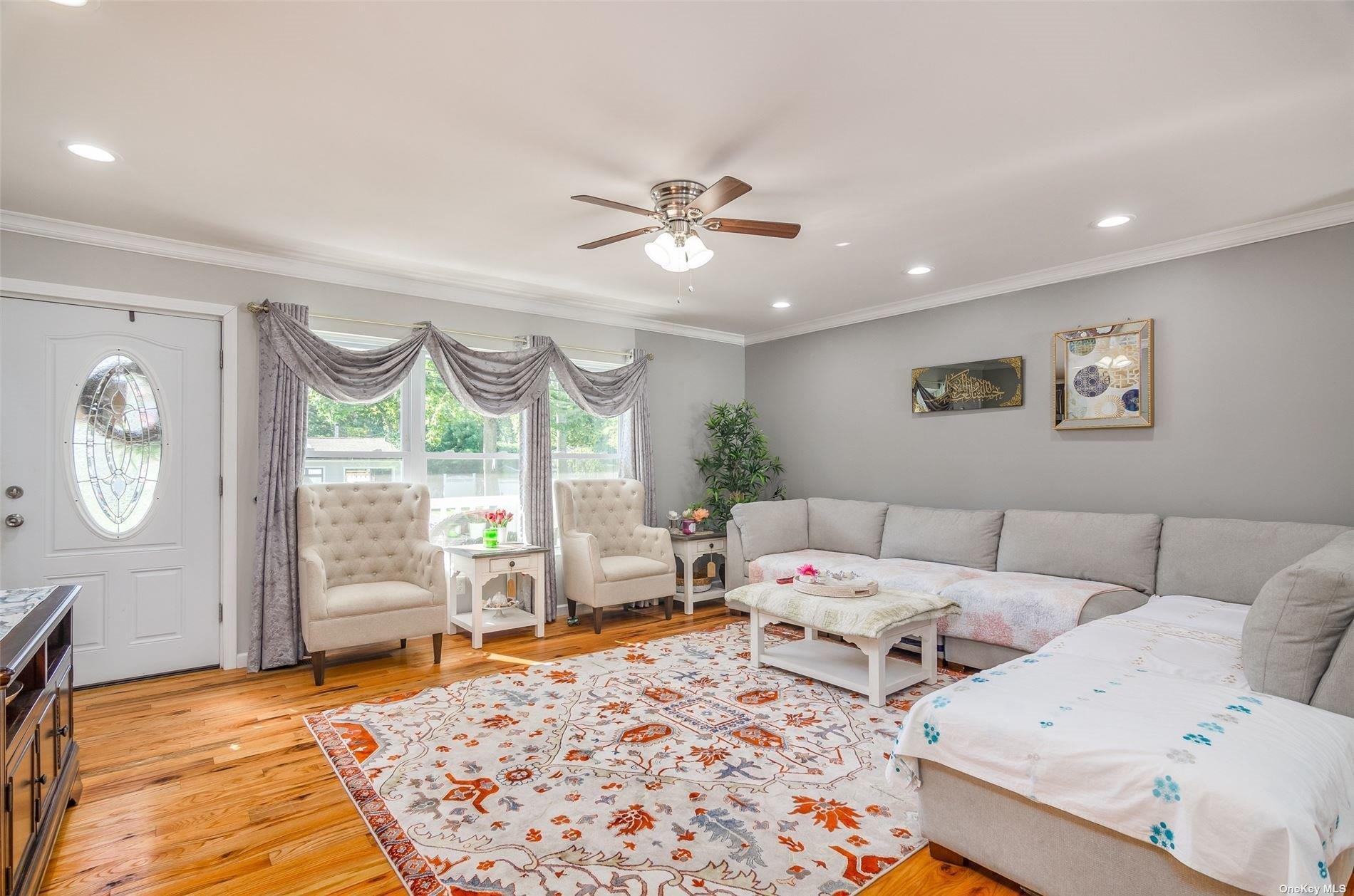 Single Family Henry  Suffolk County, NY 11720, MLS-847568-6