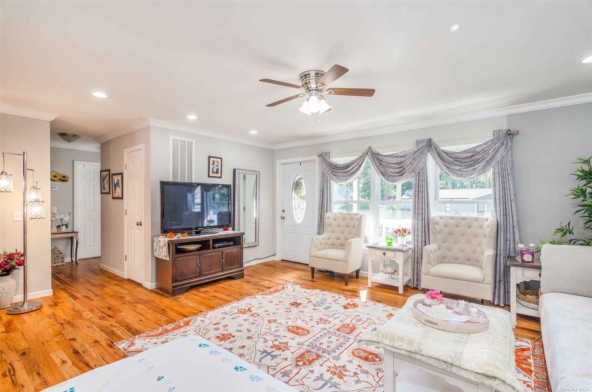 Single Family Henry  Suffolk County, NY 11720, MLS-847568-7