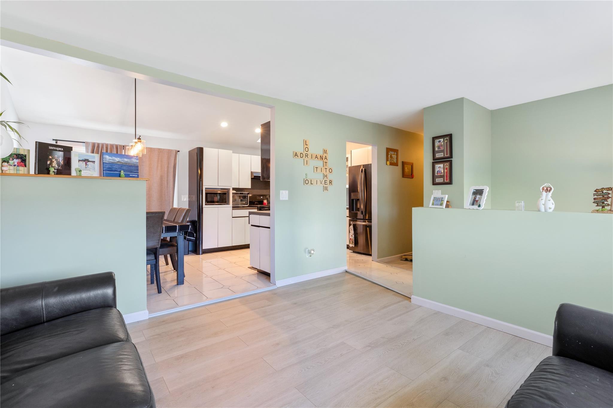 Single Family Bay Shore  Suffolk County, NY 11795, MLS-847583-9