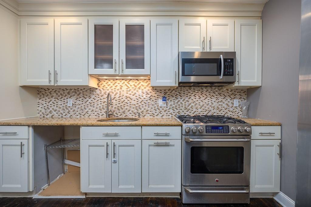 Single Family Samstag  Westchester County, NY 10562, MLS-847587-10