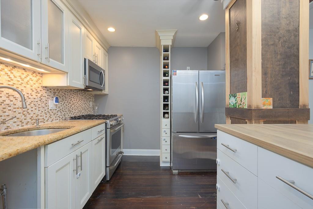 Single Family Samstag  Westchester County, NY 10562, MLS-847587-8
