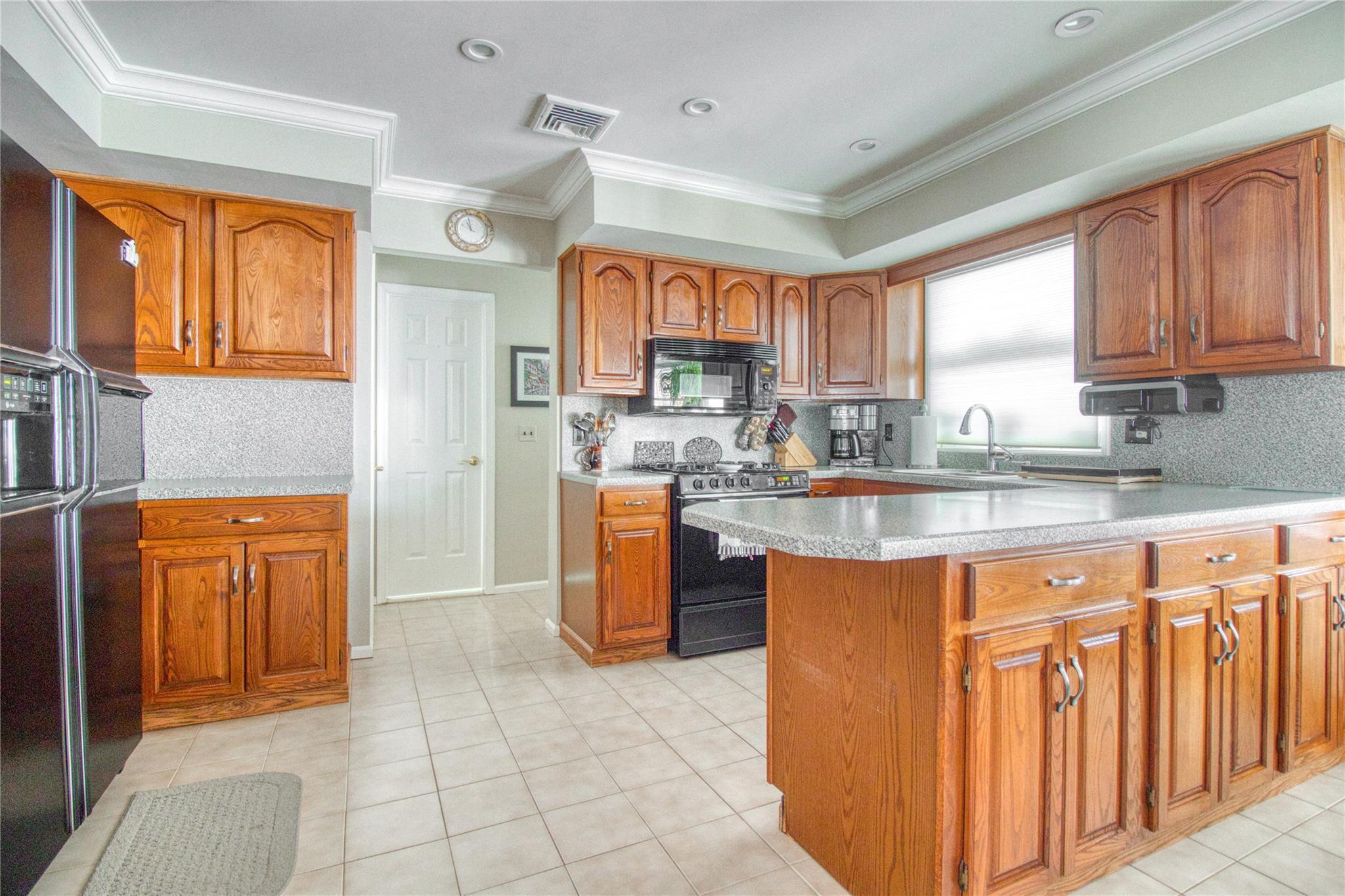 Single Family Tallman  Staten Island, NY 10312, MLS-847590-15
