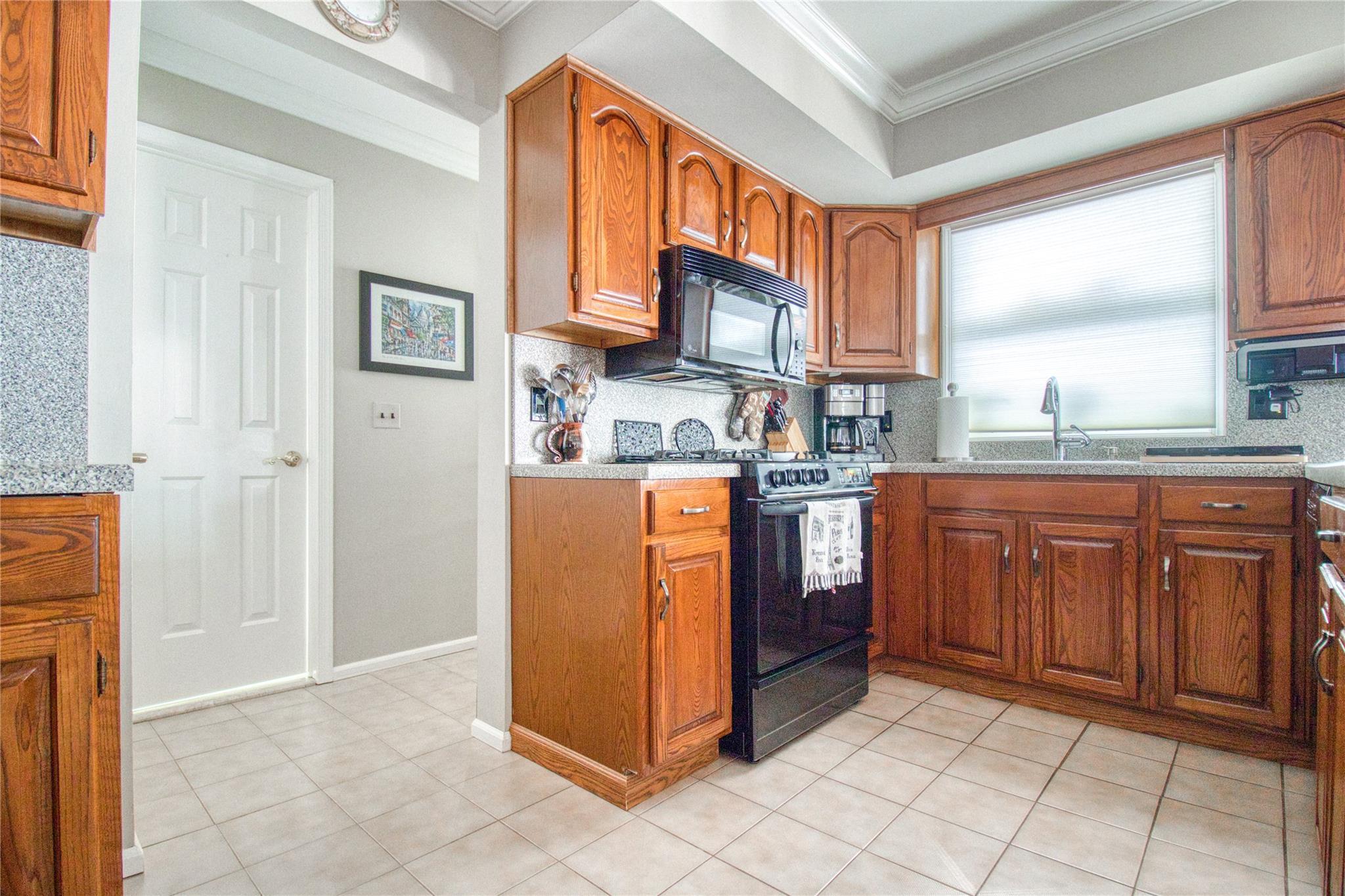 Single Family Tallman  Staten Island, NY 10312, MLS-847590-16