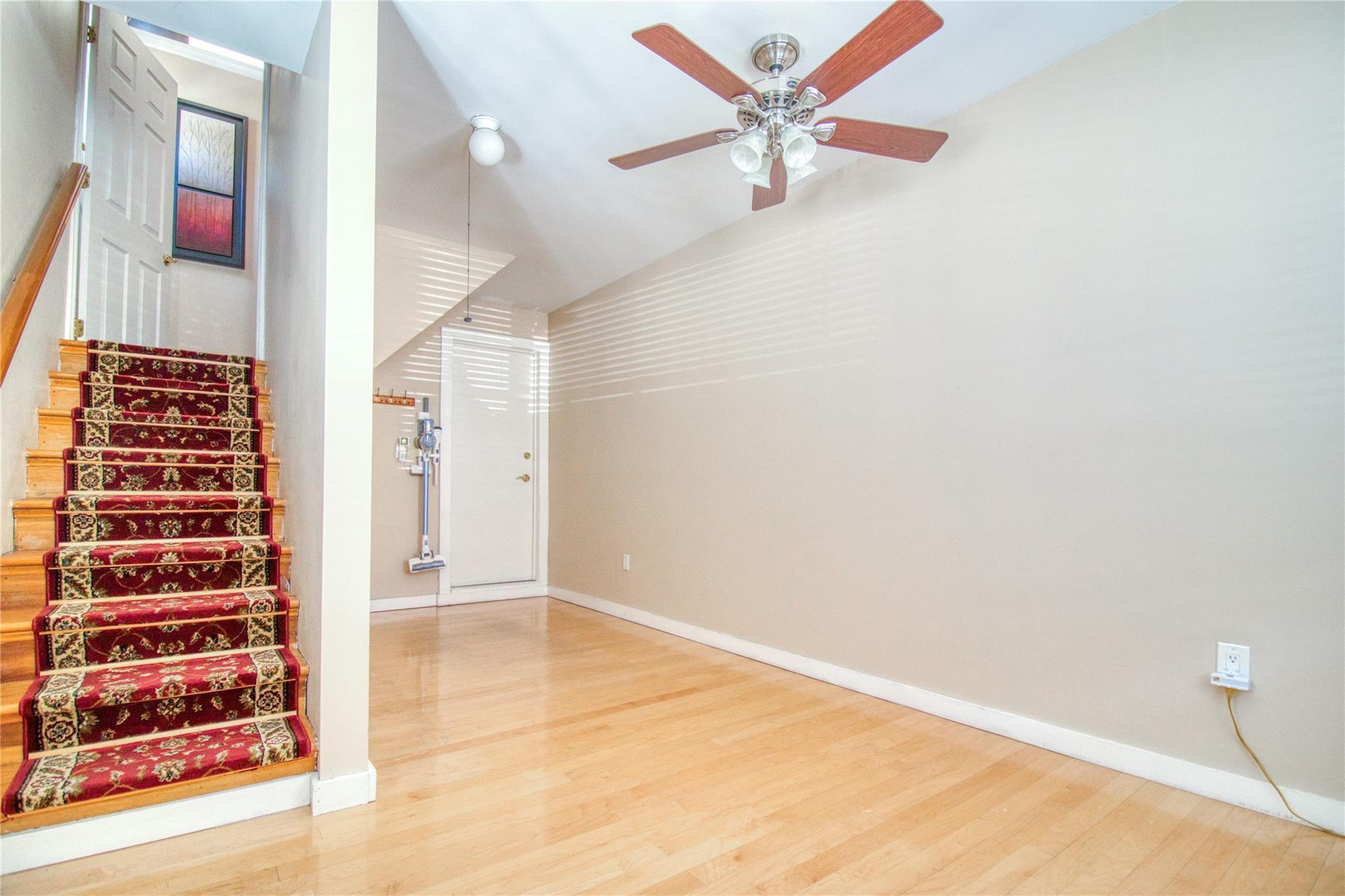Single Family Tallman  Staten Island, NY 10312, MLS-847590-32