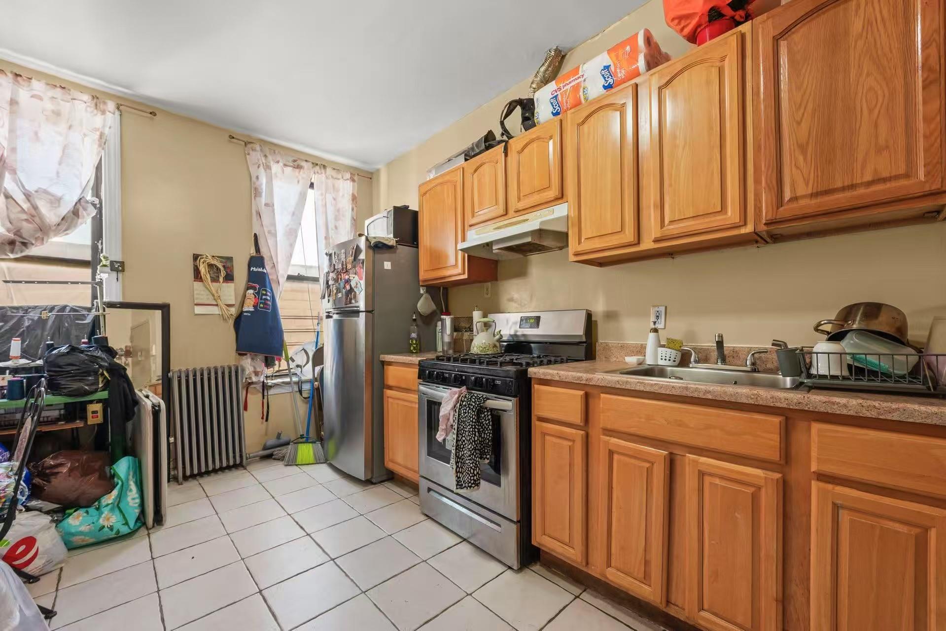Commercial Sale Bushwick  Brooklyn, NY 11206, MLS-847593-3