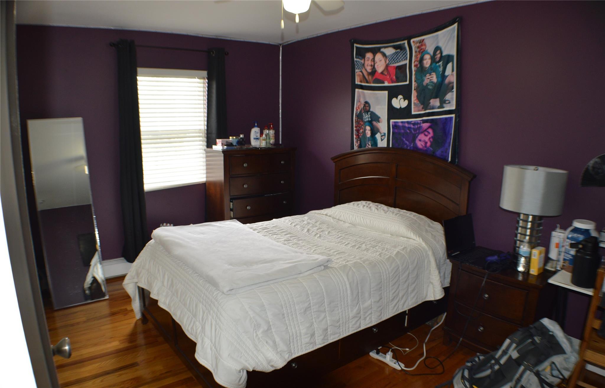 Single Family Brookdale  Suffolk County, NY 11706, MLS-847621-21