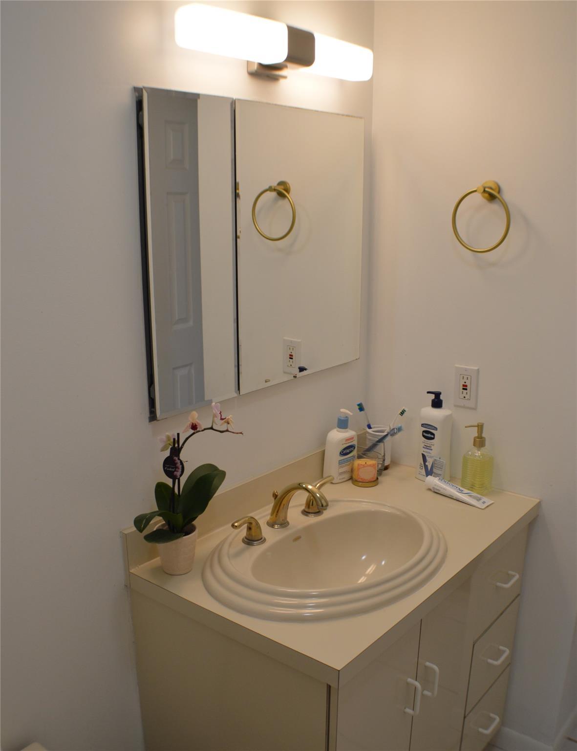 Single Family Brookdale  Suffolk County, NY 11706, MLS-847621-26