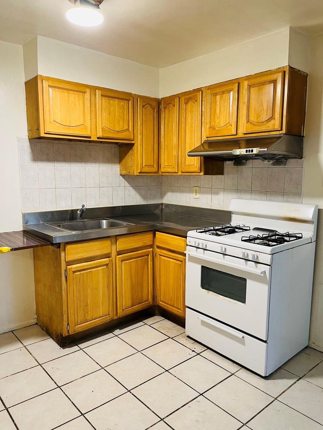 Commercial Sale 38th  Queens, NY 11354, MLS-847630-4