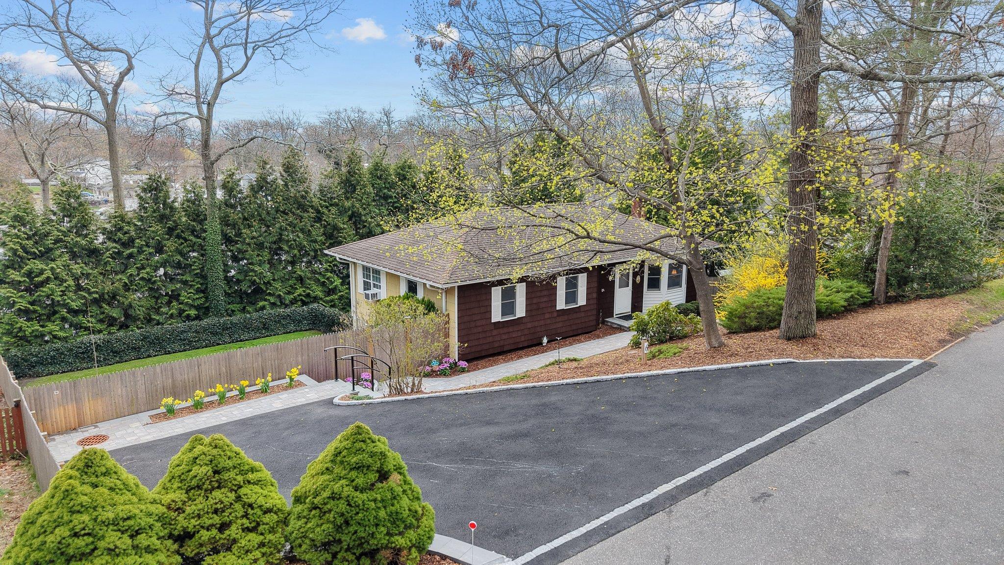Single Family Park  Suffolk County, NY 11778, MLS-847635-3