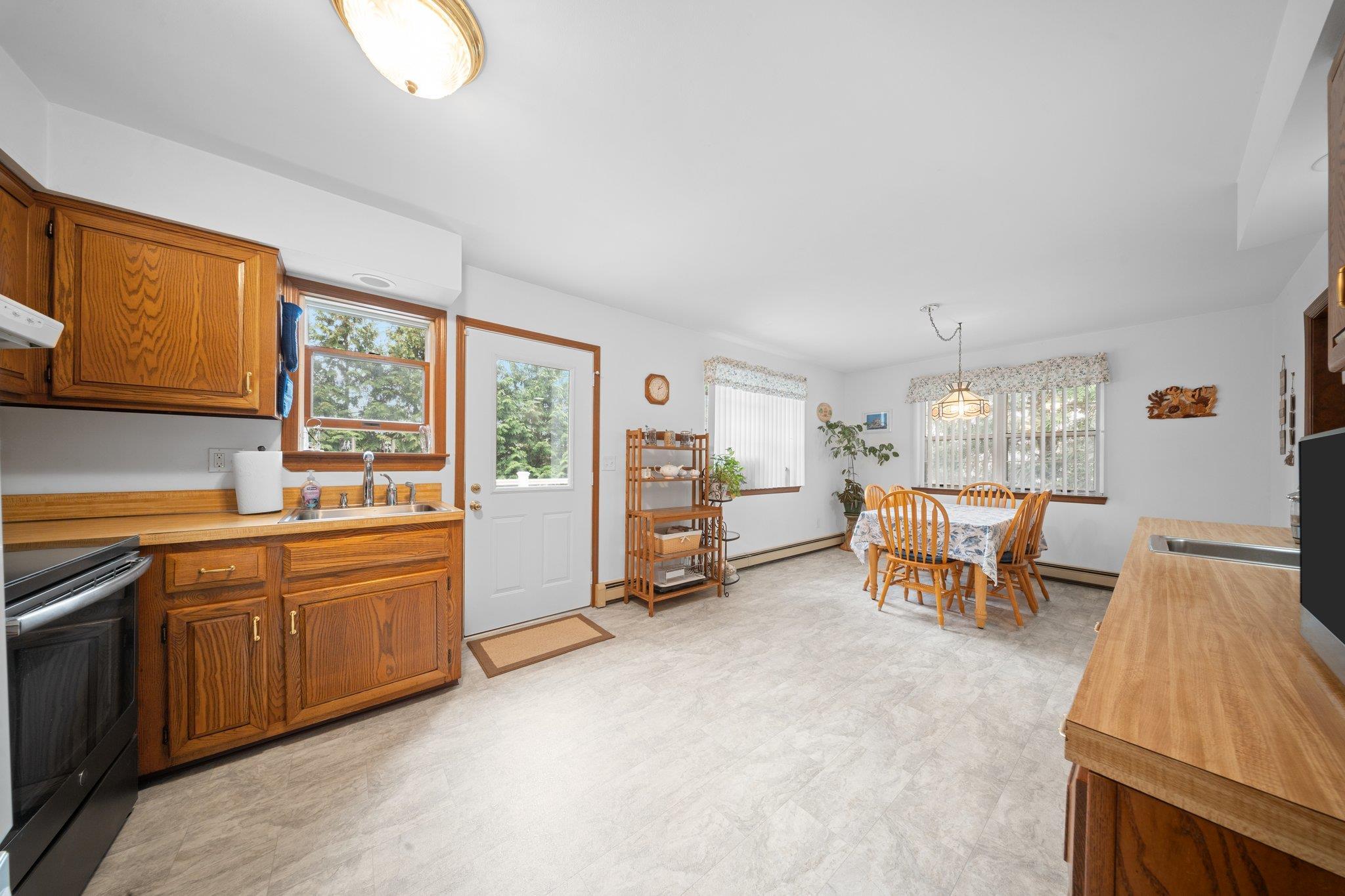 Single Family Park  Suffolk County, NY 11778, MLS-847635-6