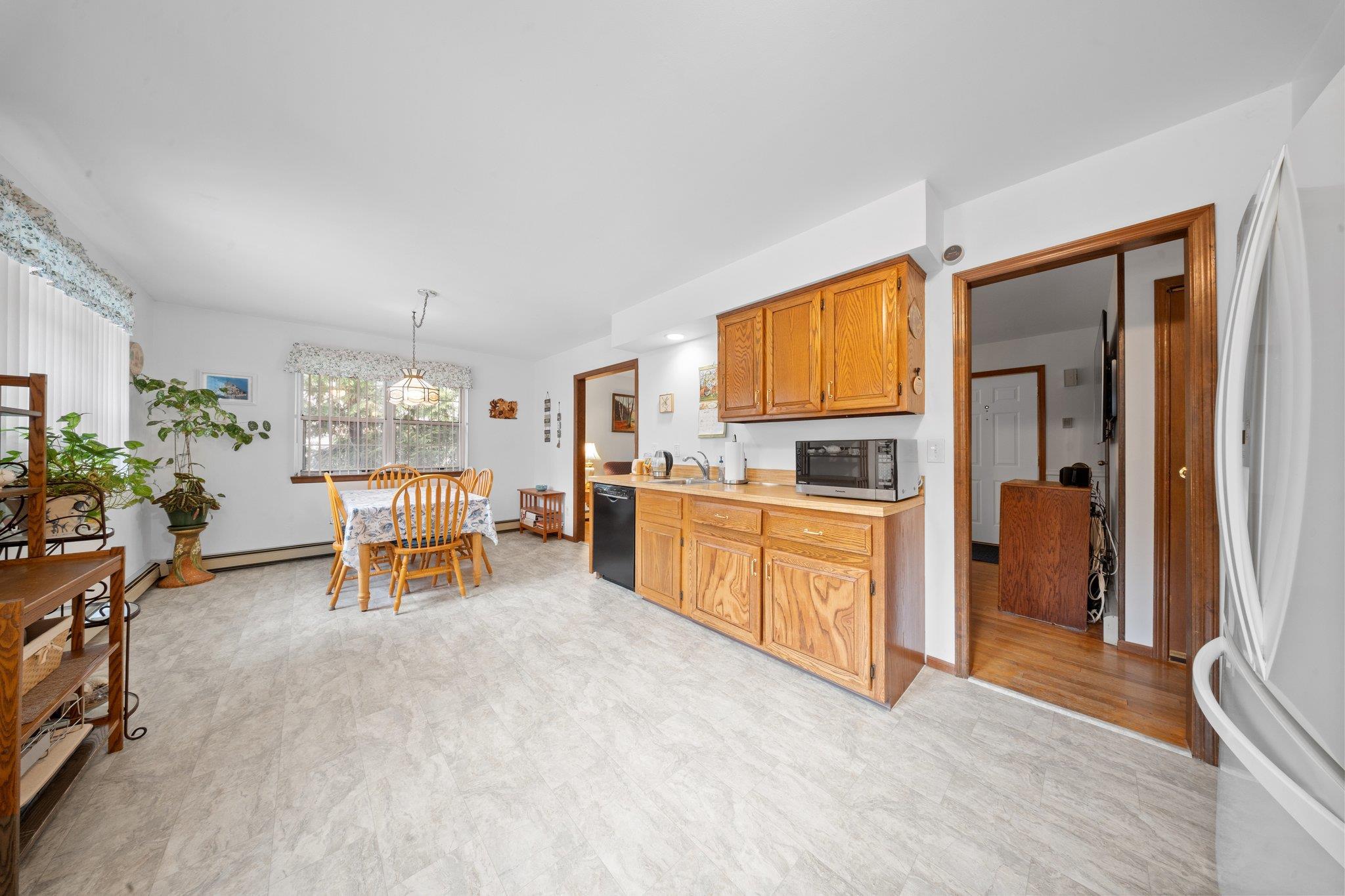Single Family Park  Suffolk County, NY 11778, MLS-847635-8