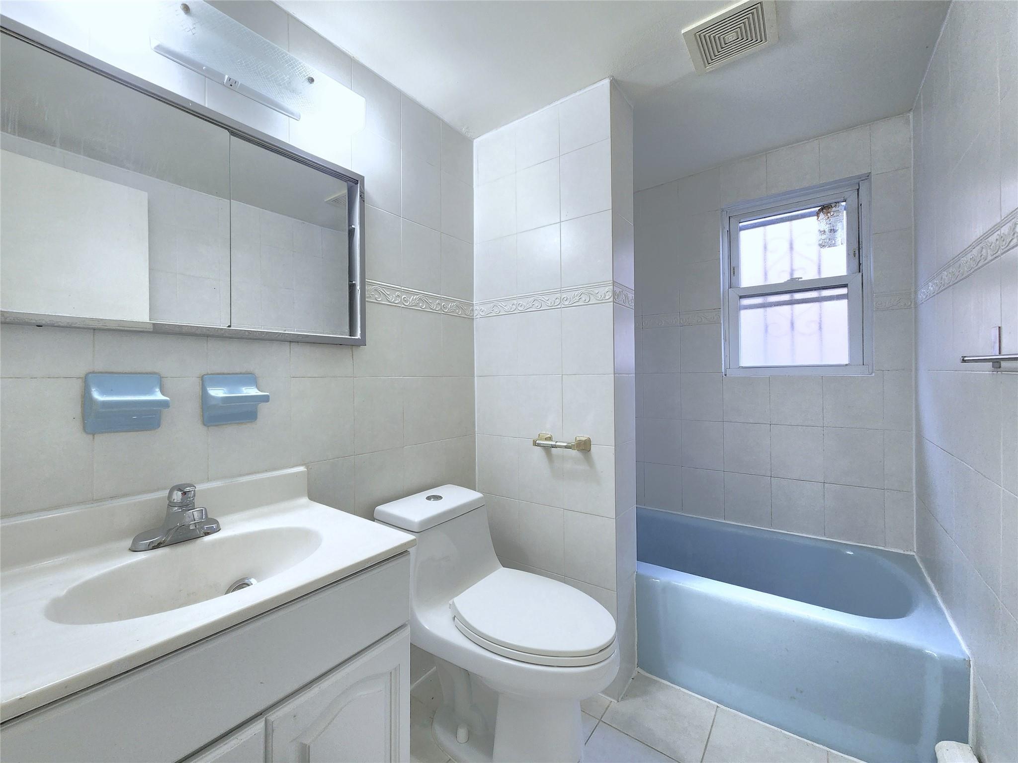 Apartment 165  Queens, NY 11365, MLS-847643-11