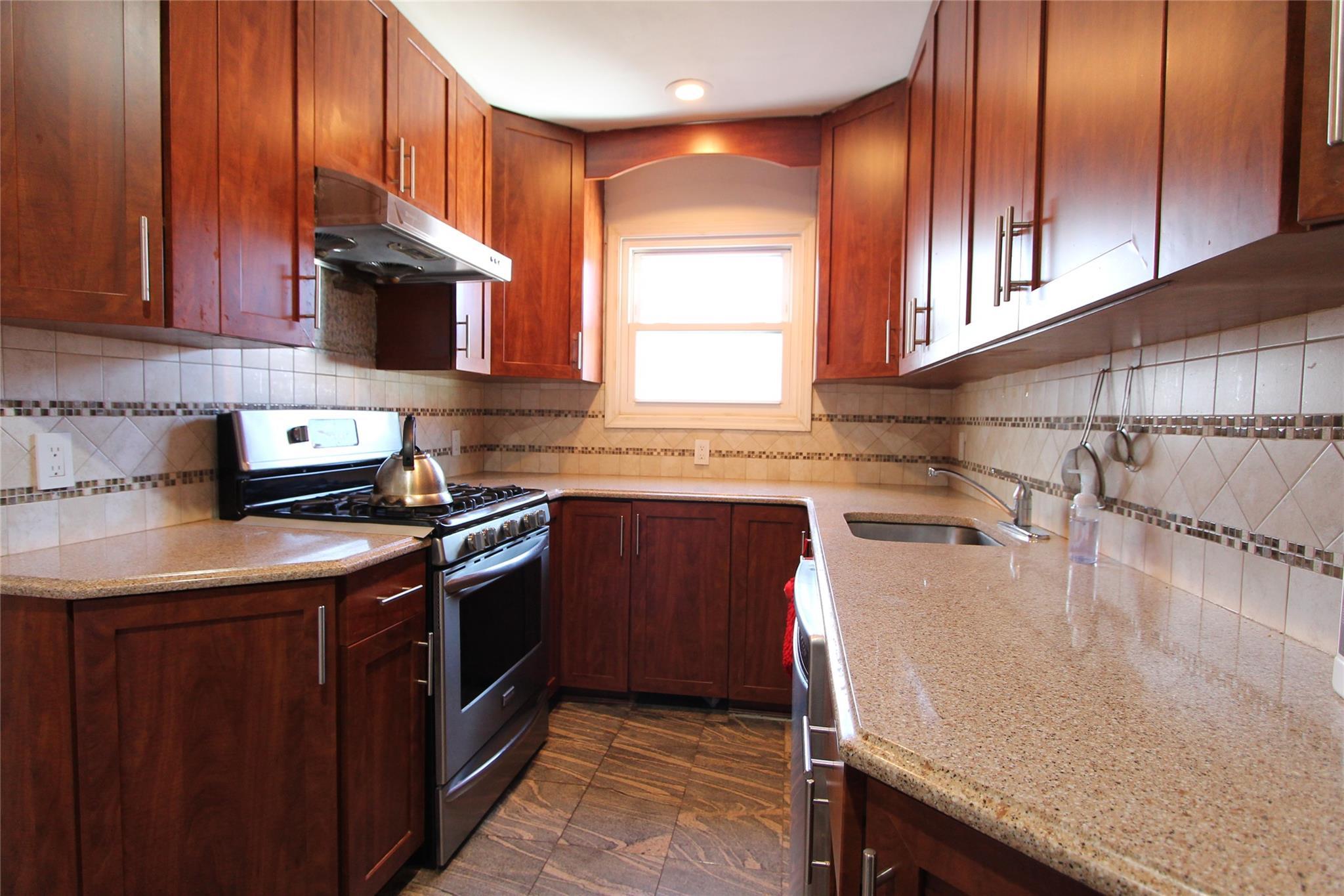 Single Family 79th  Queens, NY 11379, MLS-847647-7