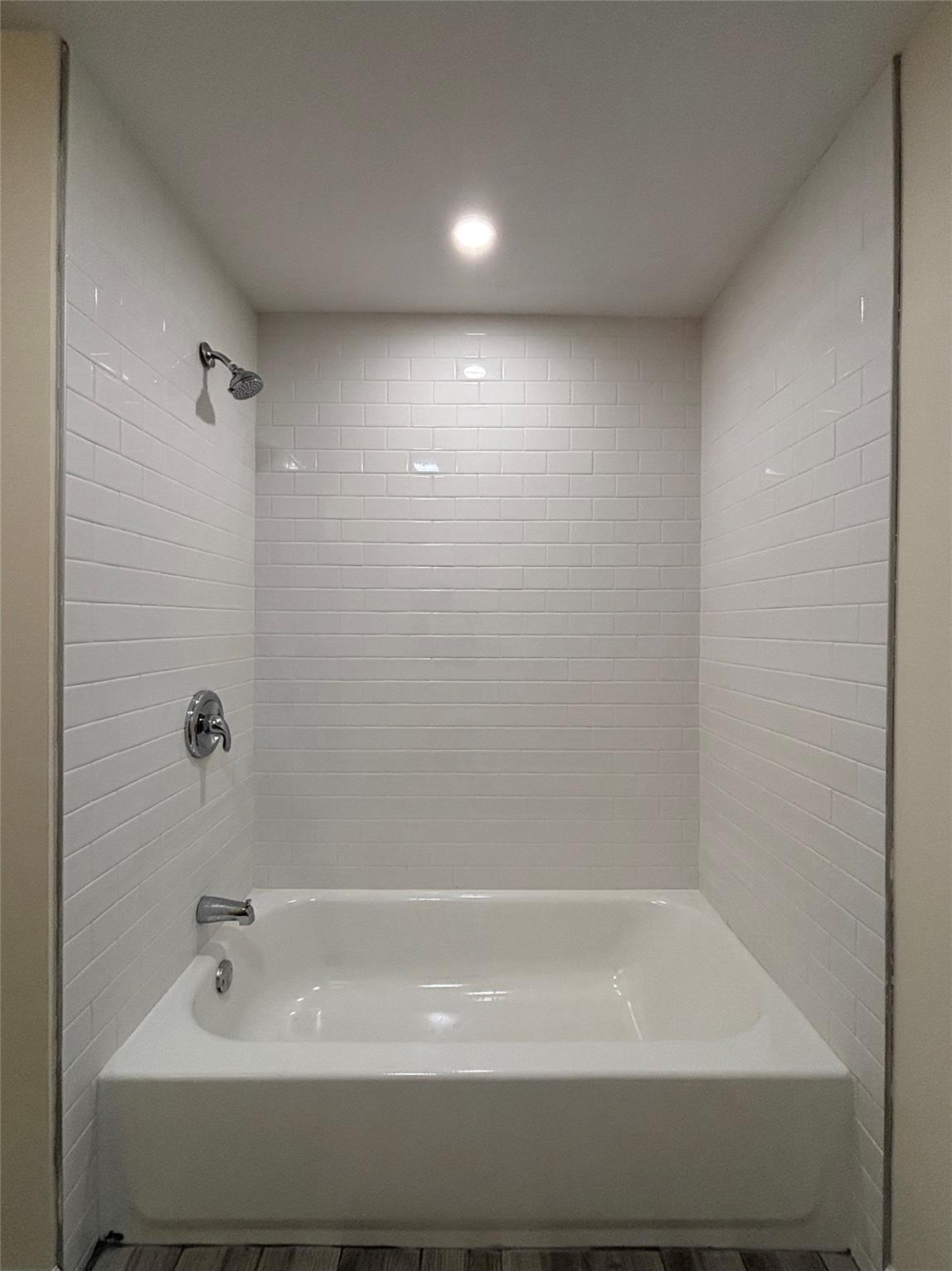 Single Family Washington  Suffolk County, NY 11798, MLS-847684-16