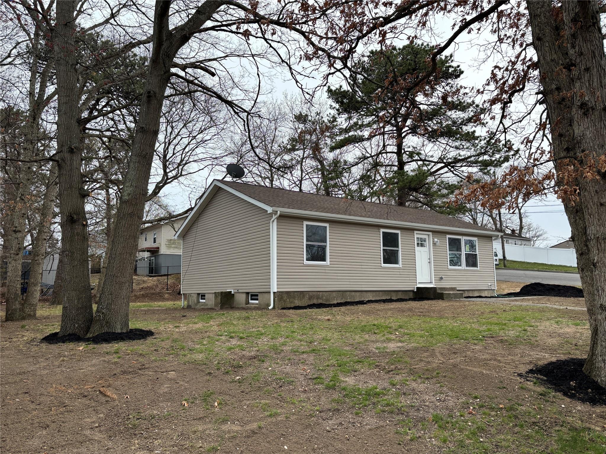 Single Family Washington  Suffolk County, NY 11798, MLS-847684-3