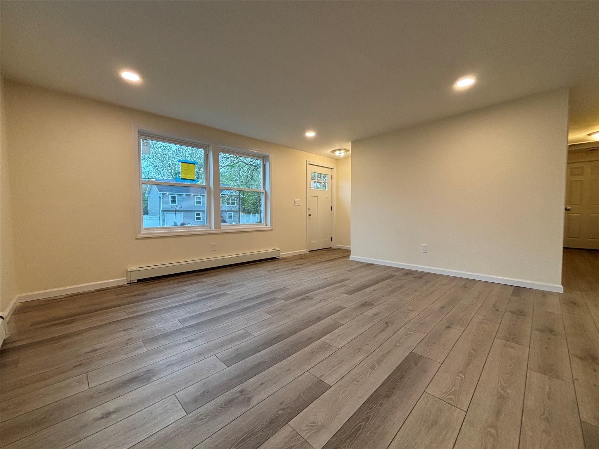 Single Family Washington  Suffolk County, NY 11798, MLS-847684-6