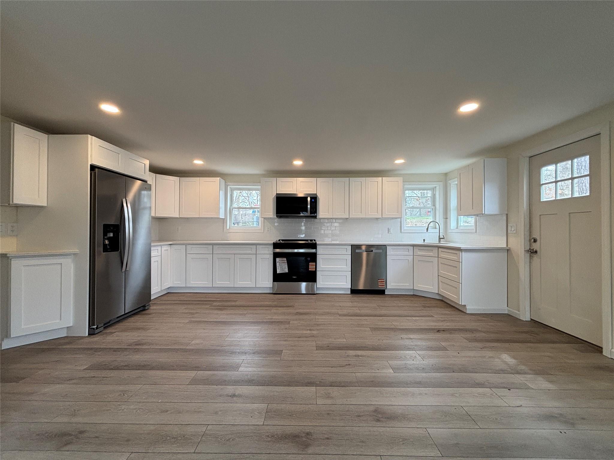 Single Family Washington  Suffolk County, NY 11798, MLS-847684-8