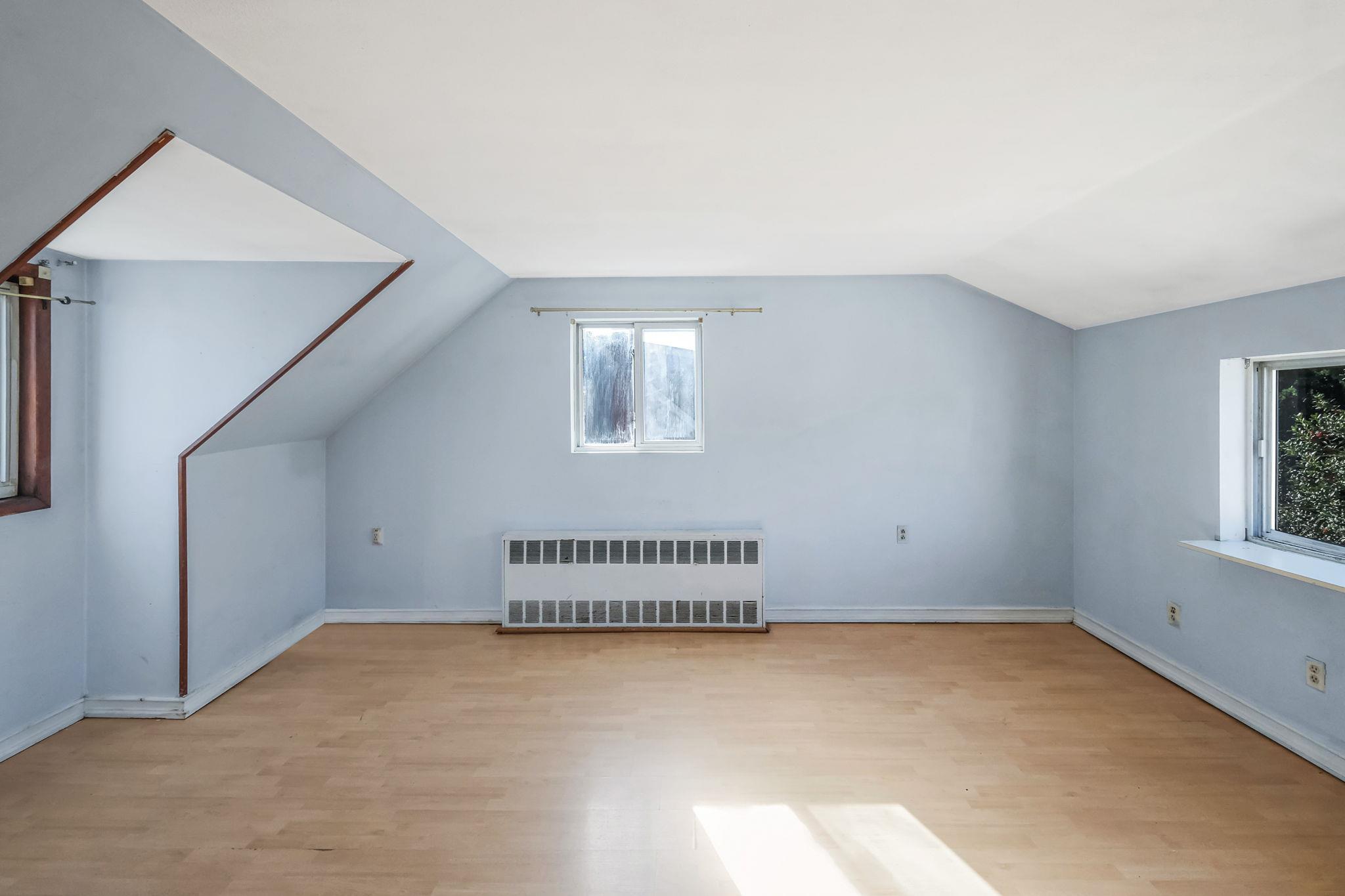 Single Family Northcote  Nassau County, NY 11590, MLS-847687-21