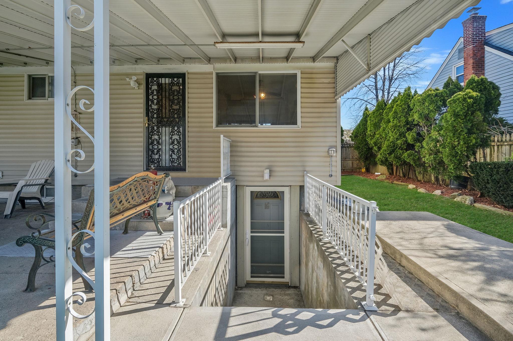 Single Family Northcote  Nassau County, NY 11590, MLS-847687-27