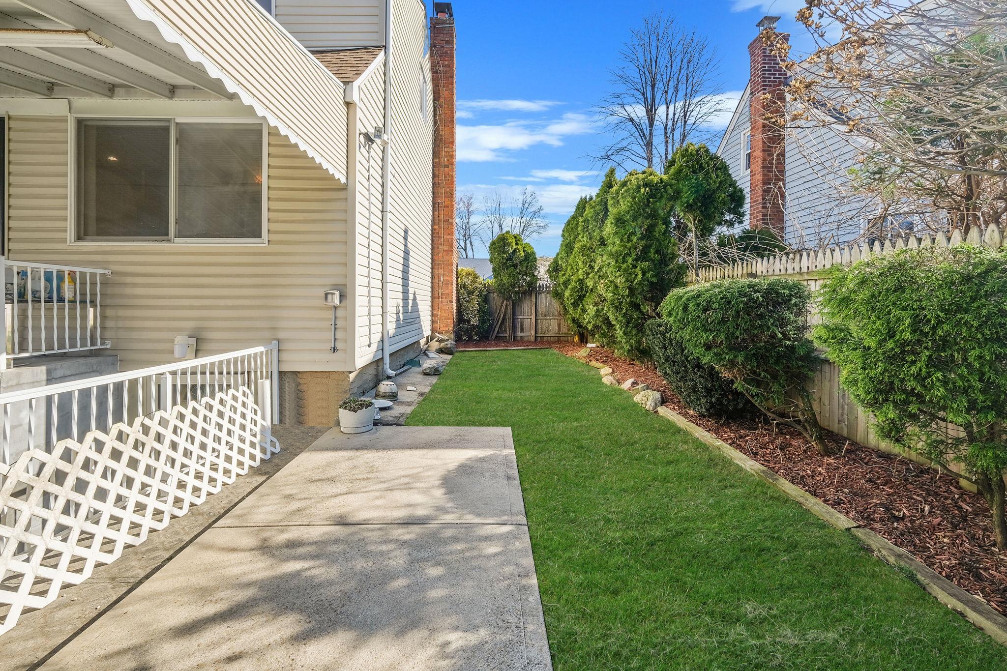 Single Family Northcote  Nassau County, NY 11590, MLS-847687-30