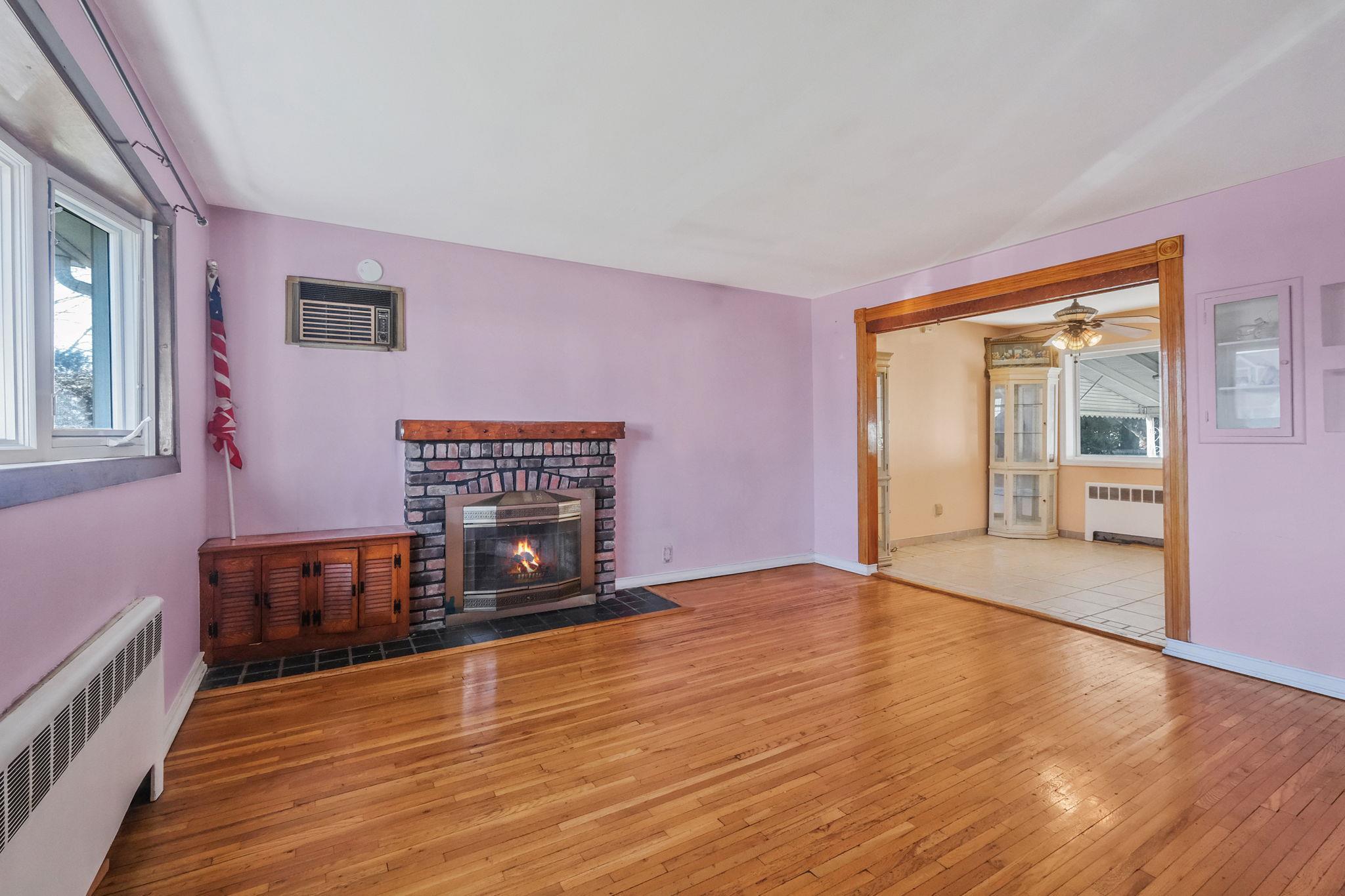 Single Family Northcote  Nassau County, NY 11590, MLS-847687-5