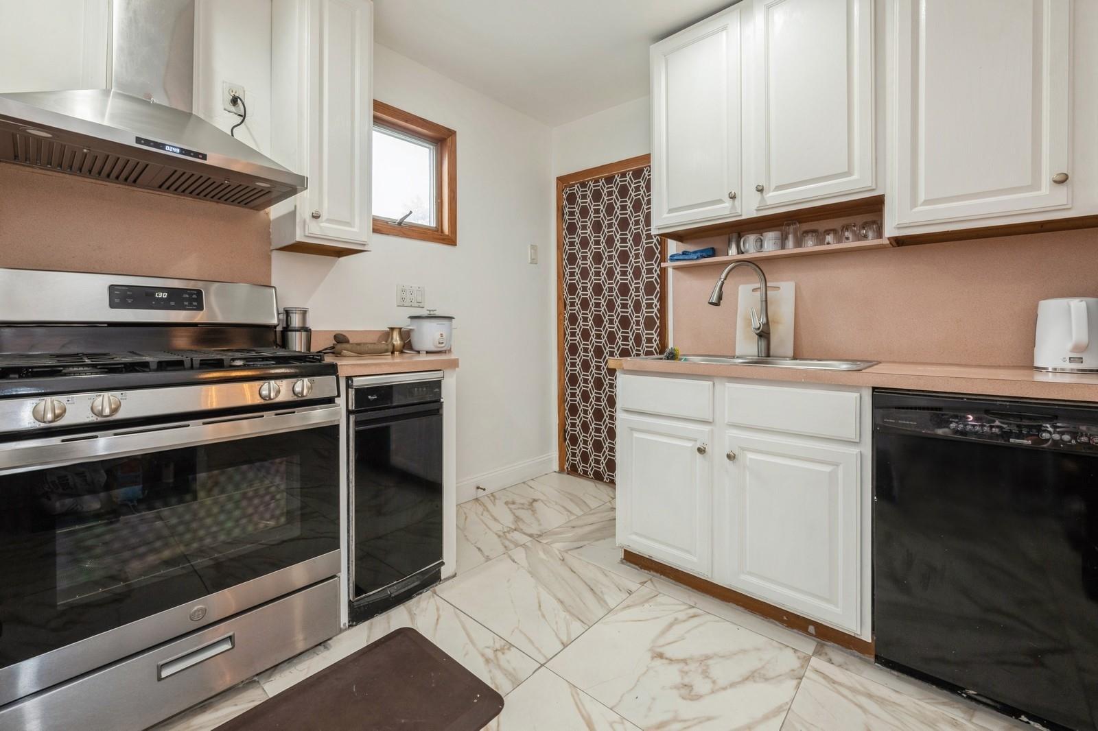 Single Family East Street  Nassau County, NY 11801, MLS-847701-8