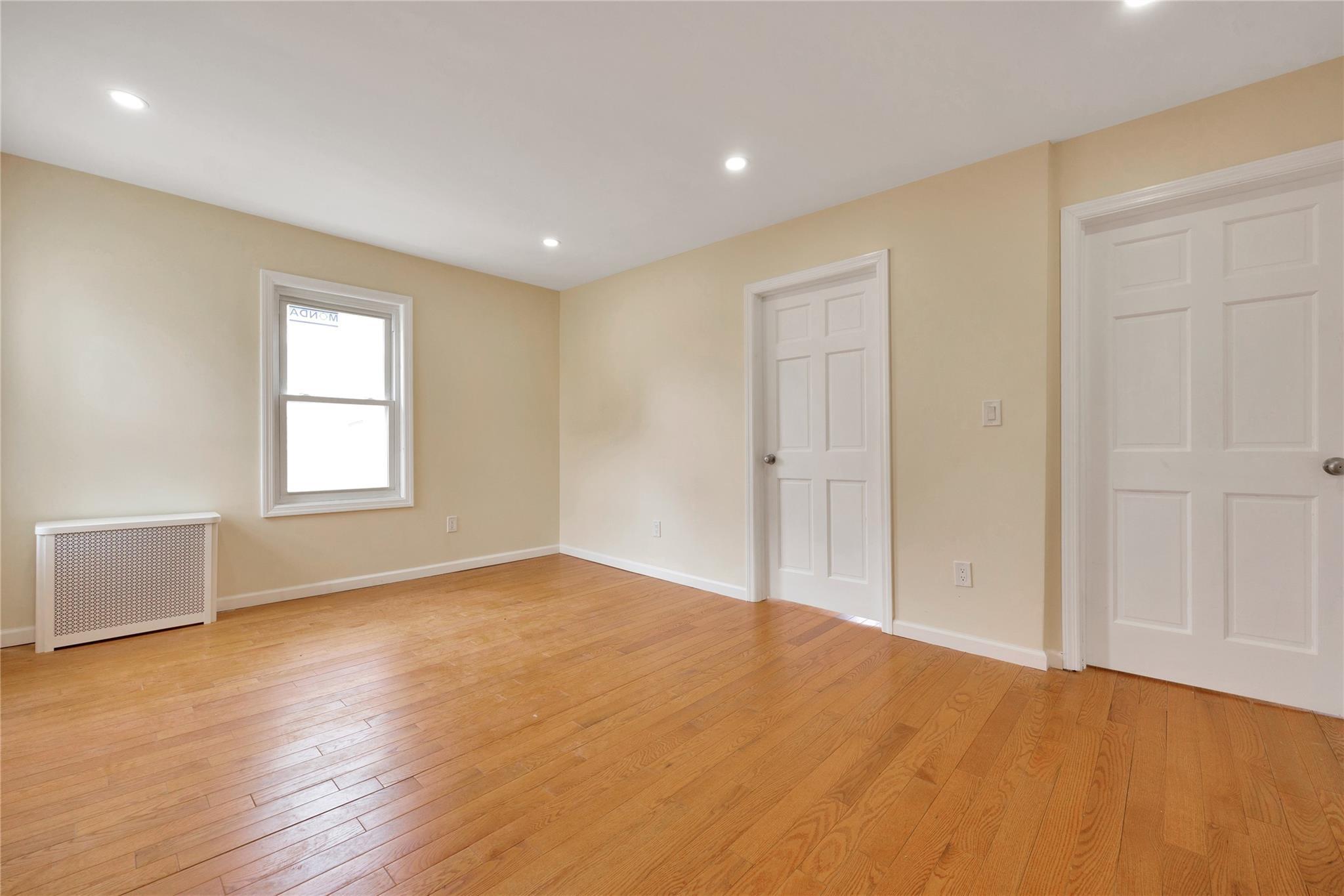 Single Family Beach 29th  Queens, NY 11691, MLS-847708-22