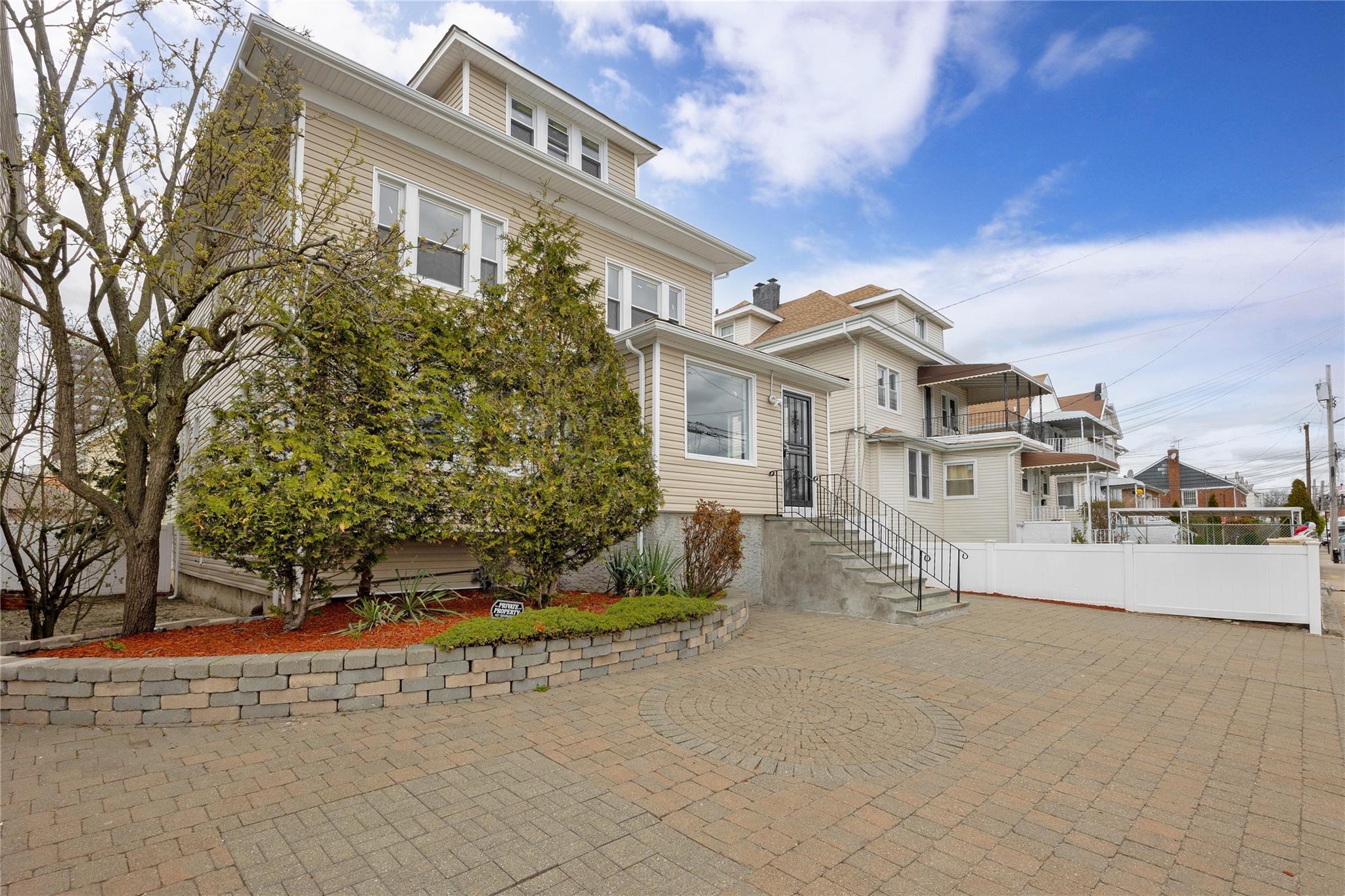 Single Family Beach 29th  Queens, NY 11691, MLS-847708-3