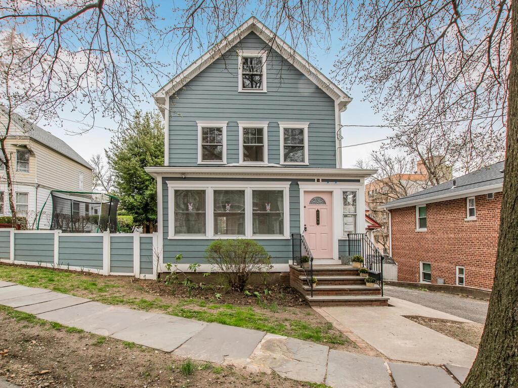Single Family Vireo  Bronx, NY 10470, MLS-847719-2