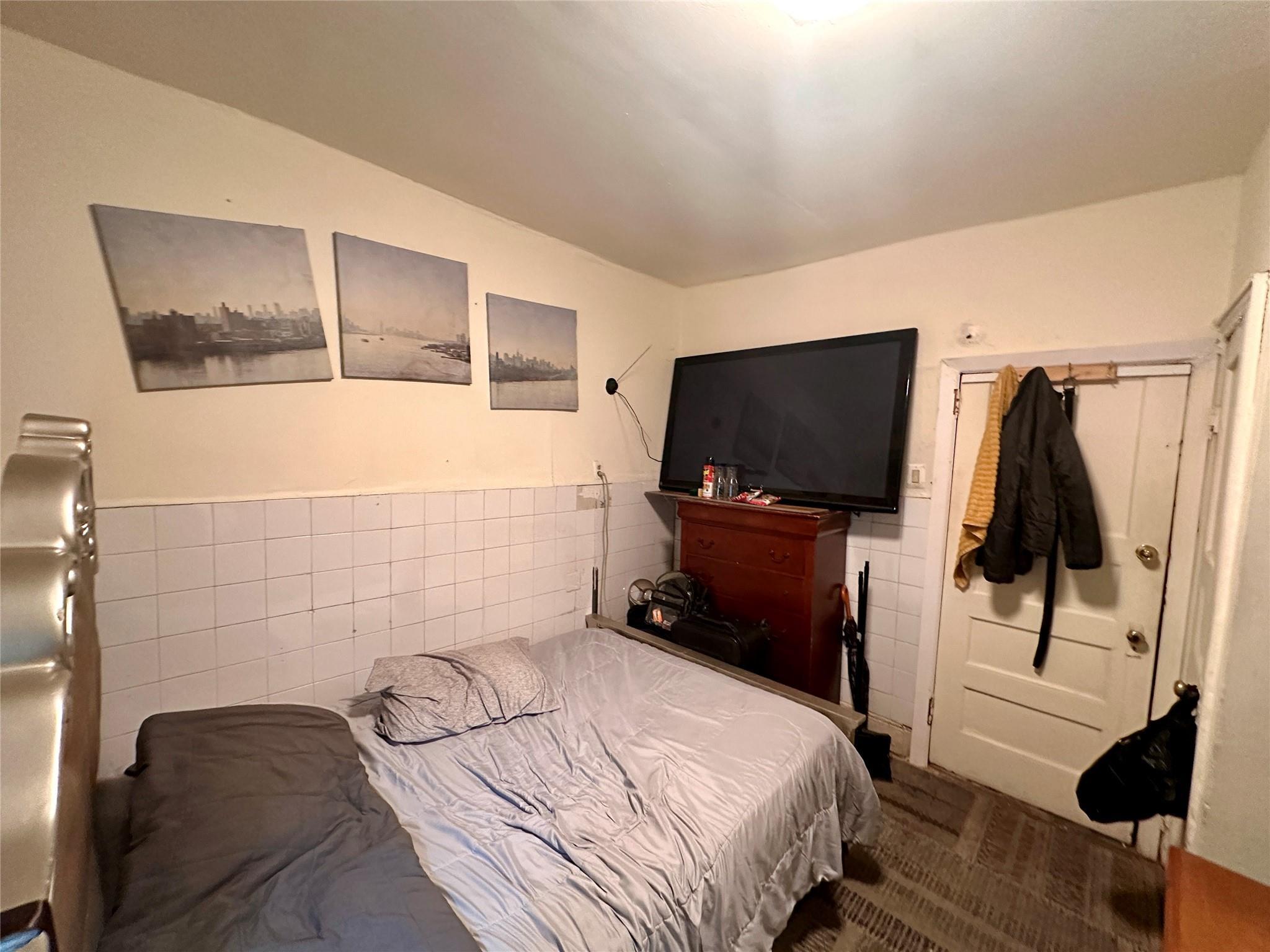 Single Family Woodycrest  Bronx, NY 10452, MLS-847721-17