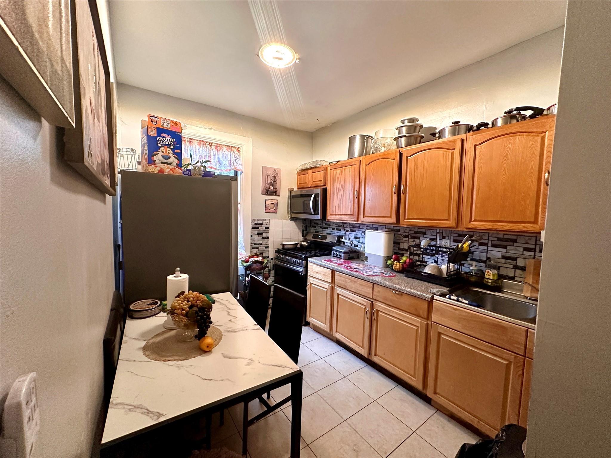 Single Family Woodycrest  Bronx, NY 10452, MLS-847721-4