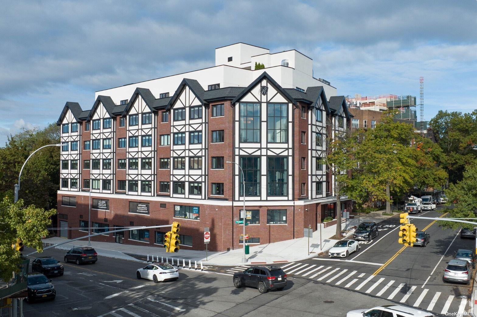 Apartment Douglaston  Queens, NY 11362, MLS-847726-11