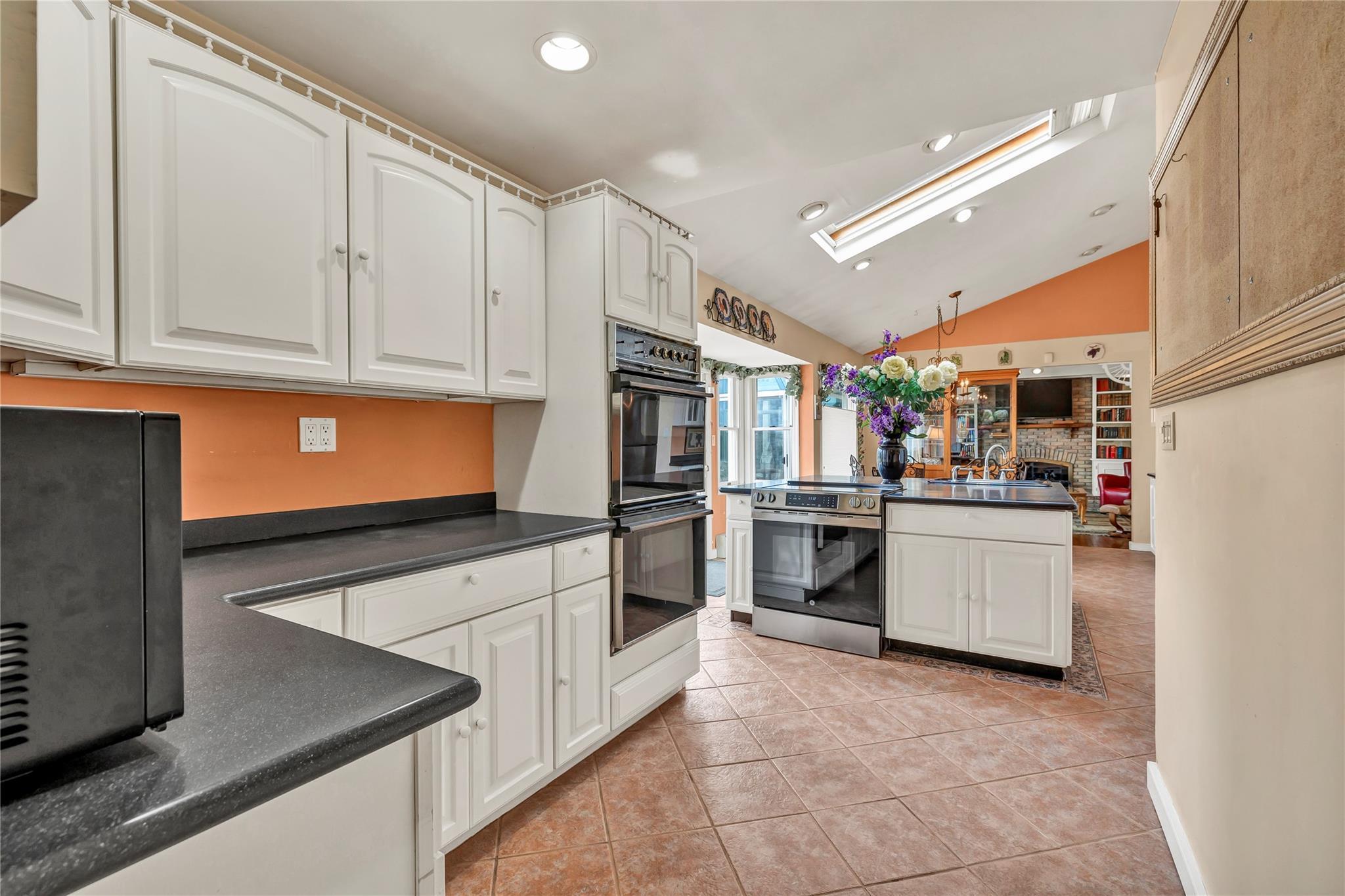 Single Family Oak  Suffolk County, NY 11946, MLS-847747-18