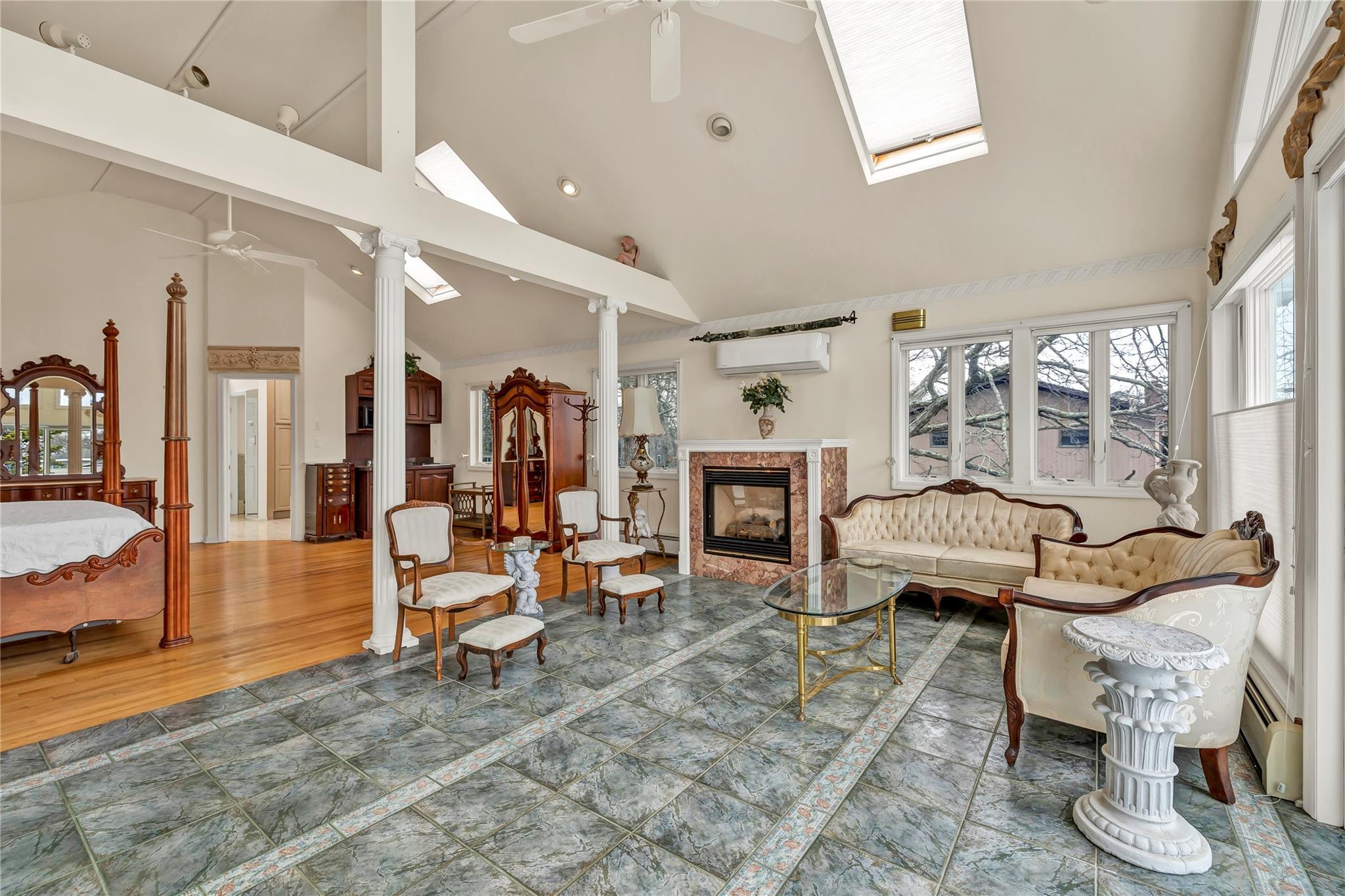 Single Family Oak  Suffolk County, NY 11946, MLS-847747-27