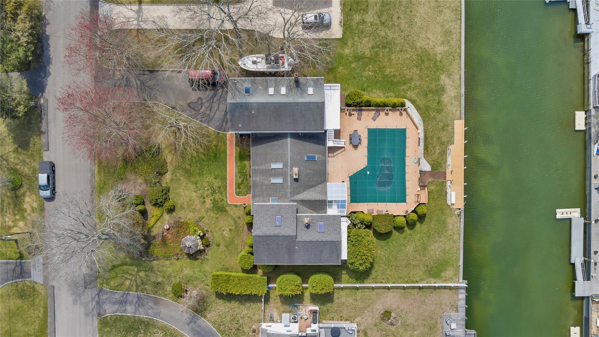 Single Family Oak  Suffolk County, NY 11946, MLS-847747-42