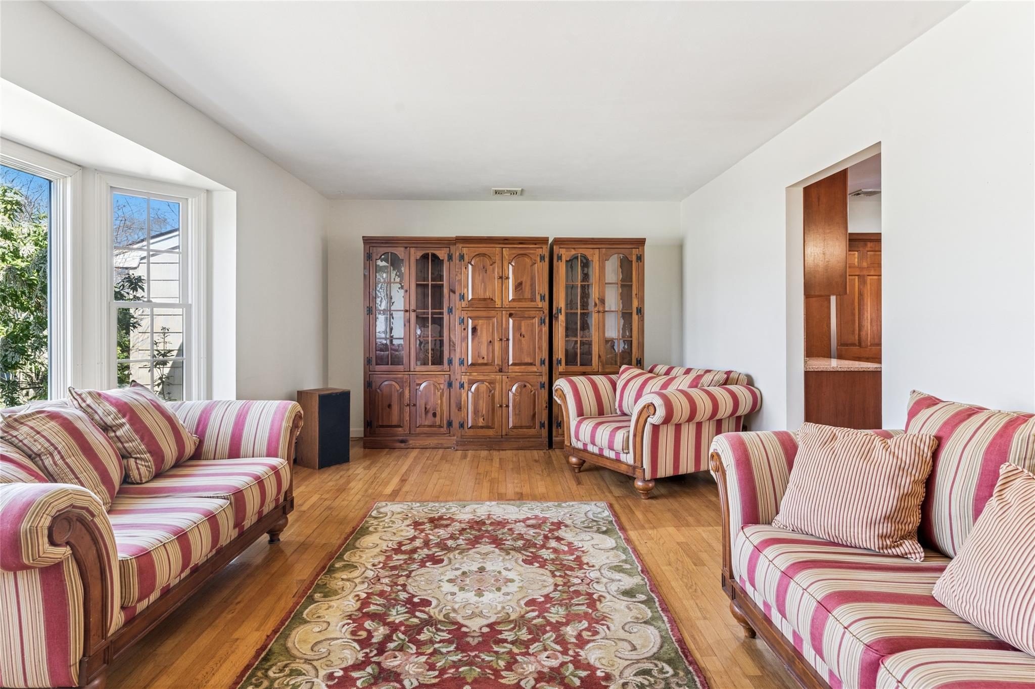 Single Family Neptune  Suffolk County, NY 11946, MLS-847755-4