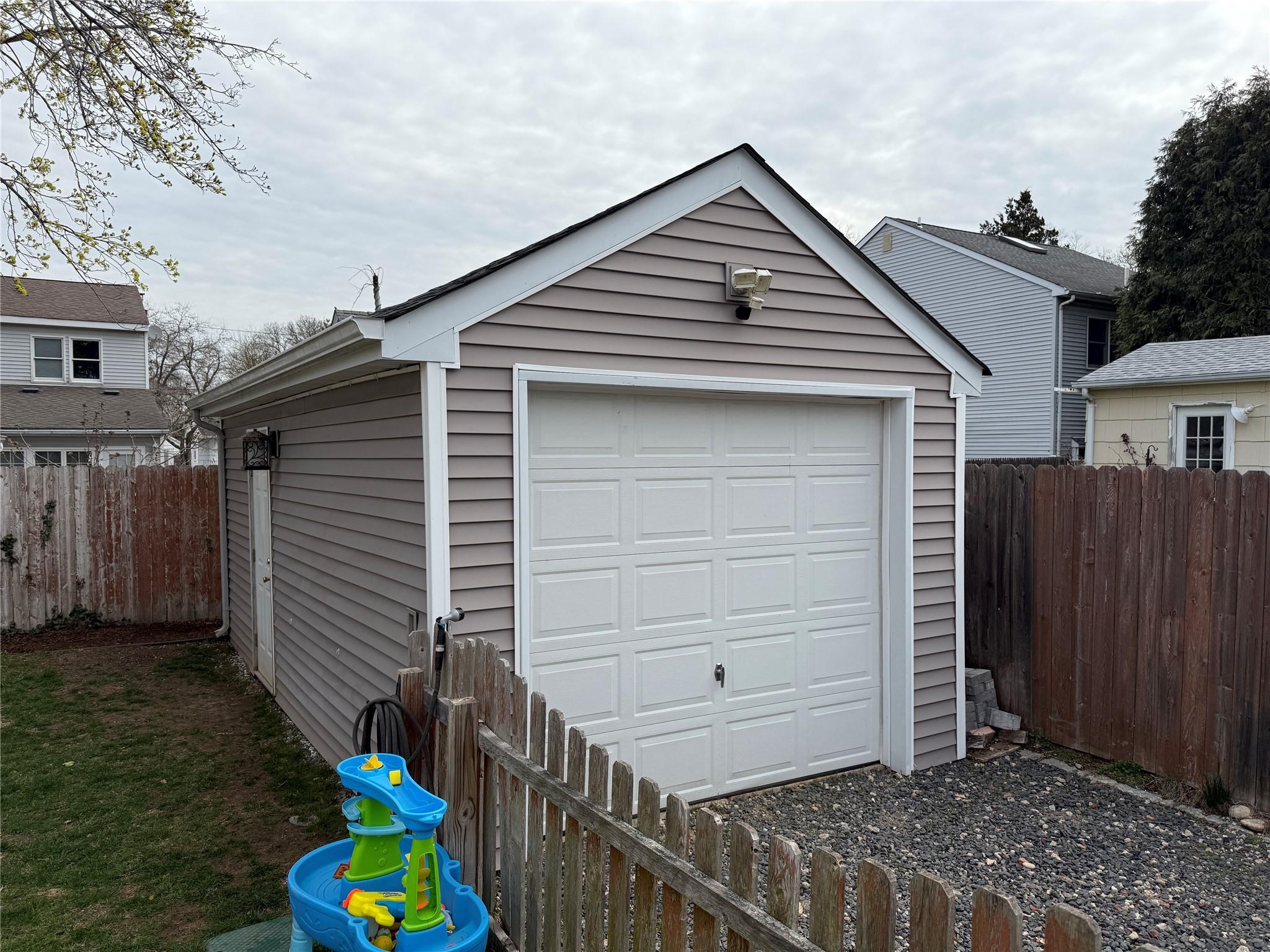 Single Family Harrison  Suffolk County, NY 11721, MLS-847764-2
