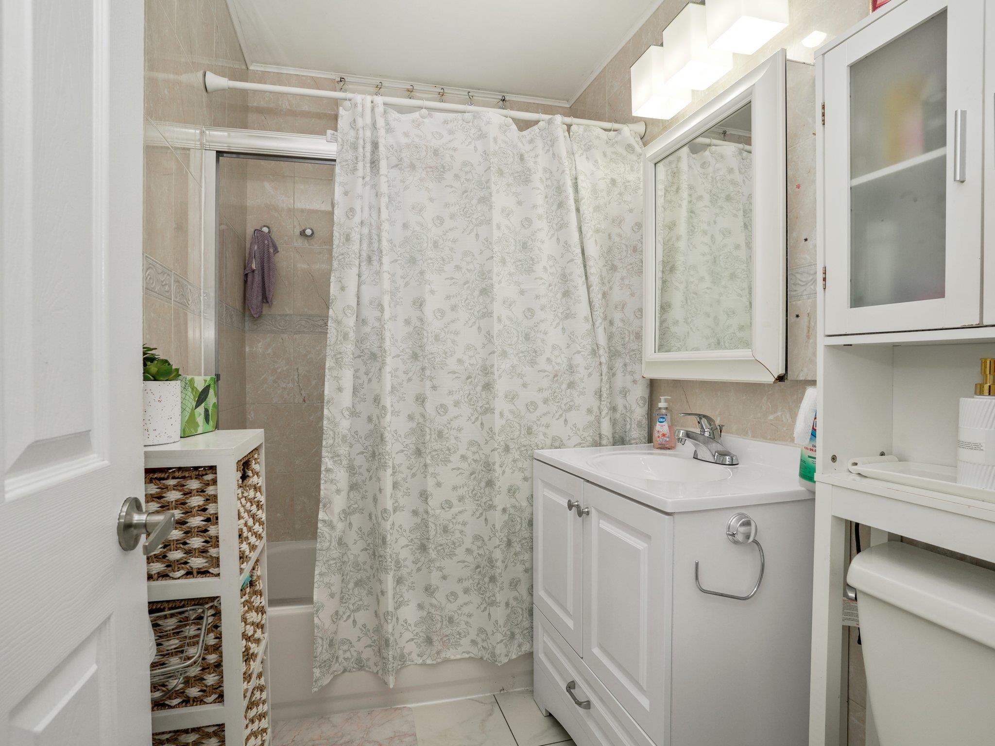 Single Family Van Nest  Bronx, NY 10461, MLS-847786-7