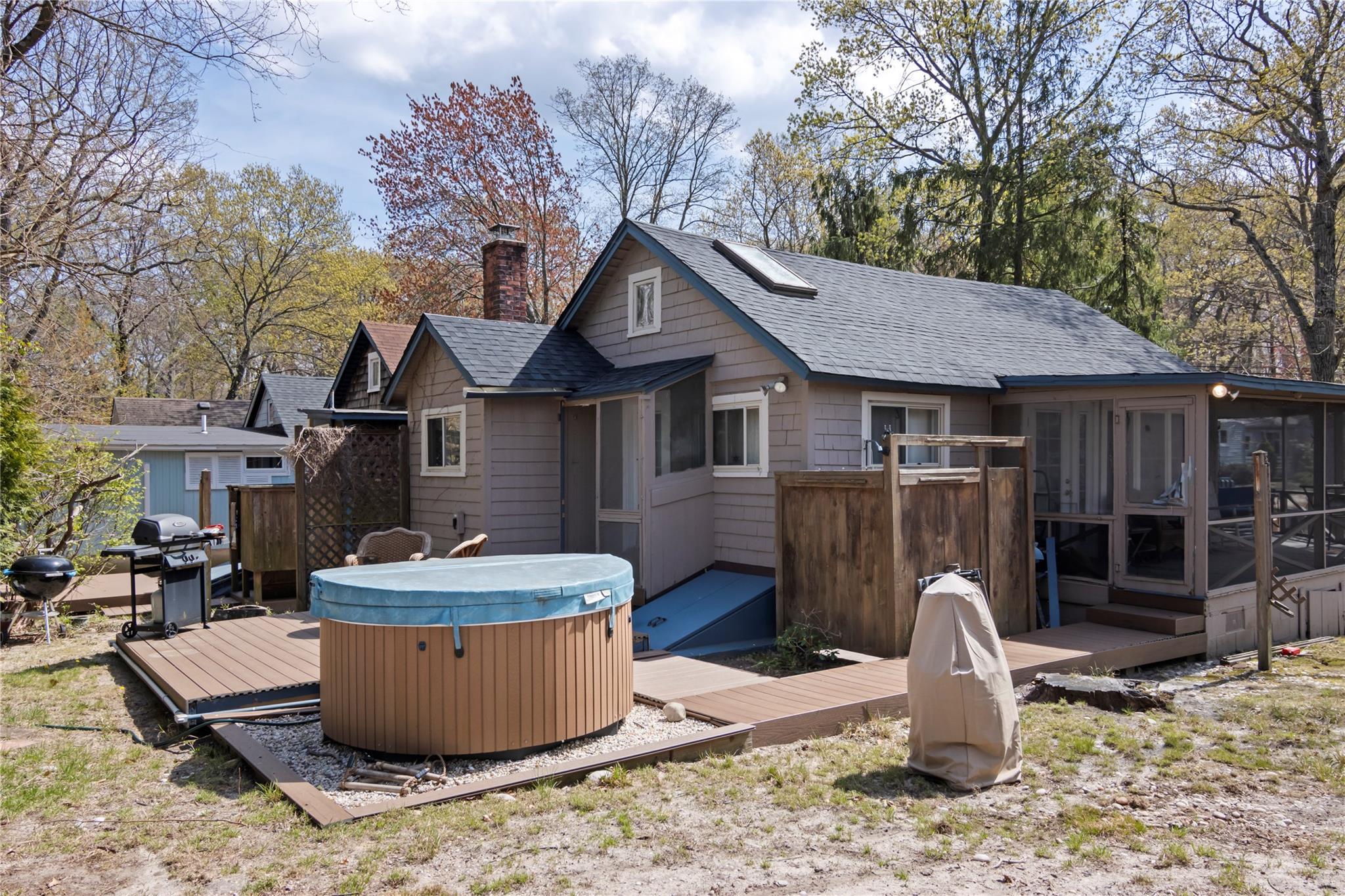 Single Family Cedar  Suffolk County, NY 11733, MLS-847832-6