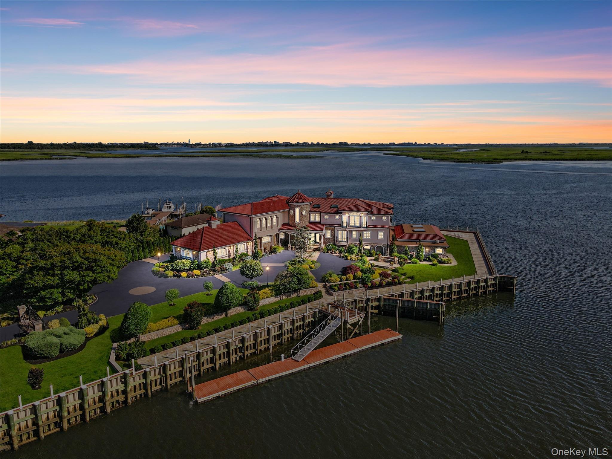 Single Family Harbor Nassau County, NY 11557, MLS-847843-41