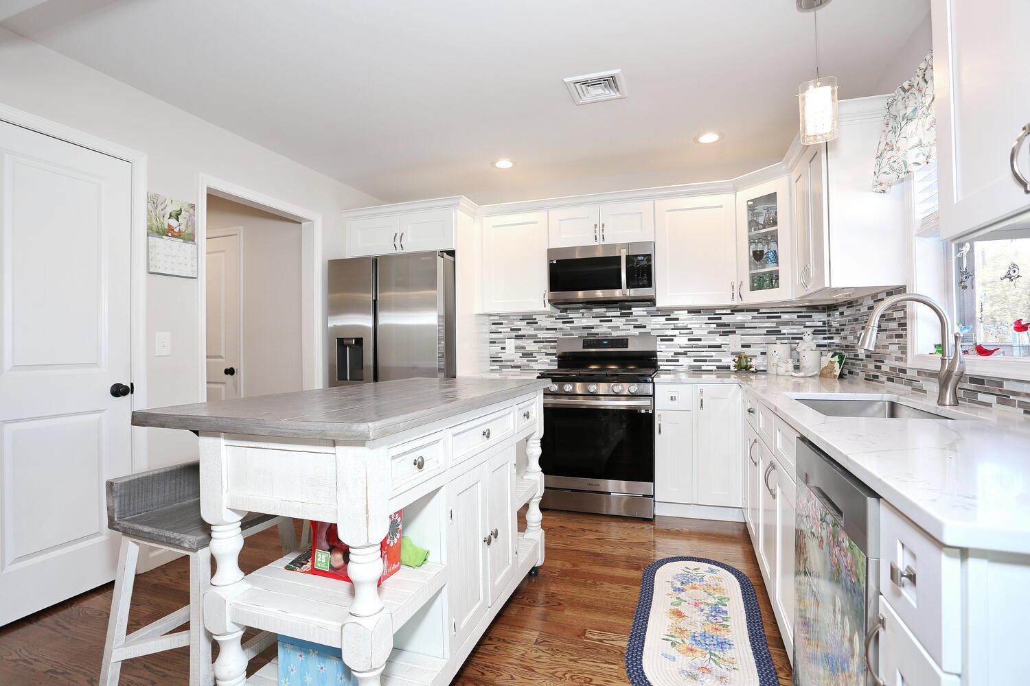 Single Family Irving  Orange County, NY 12771, MLS-847848-10