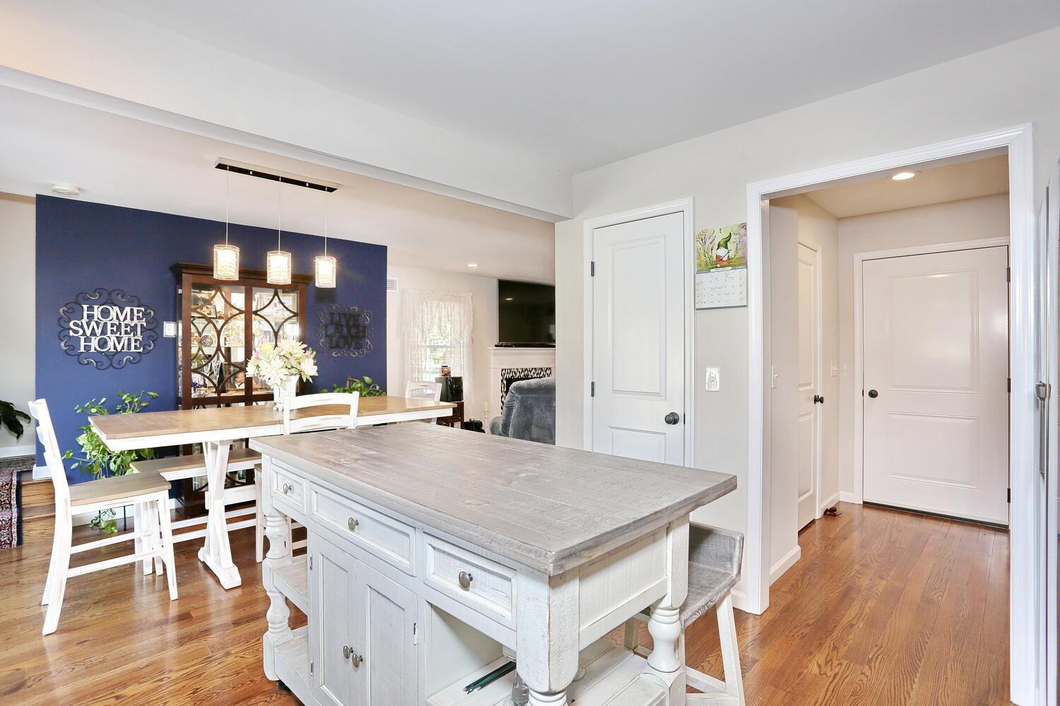 Single Family Irving  Orange County, NY 12771, MLS-847848-12