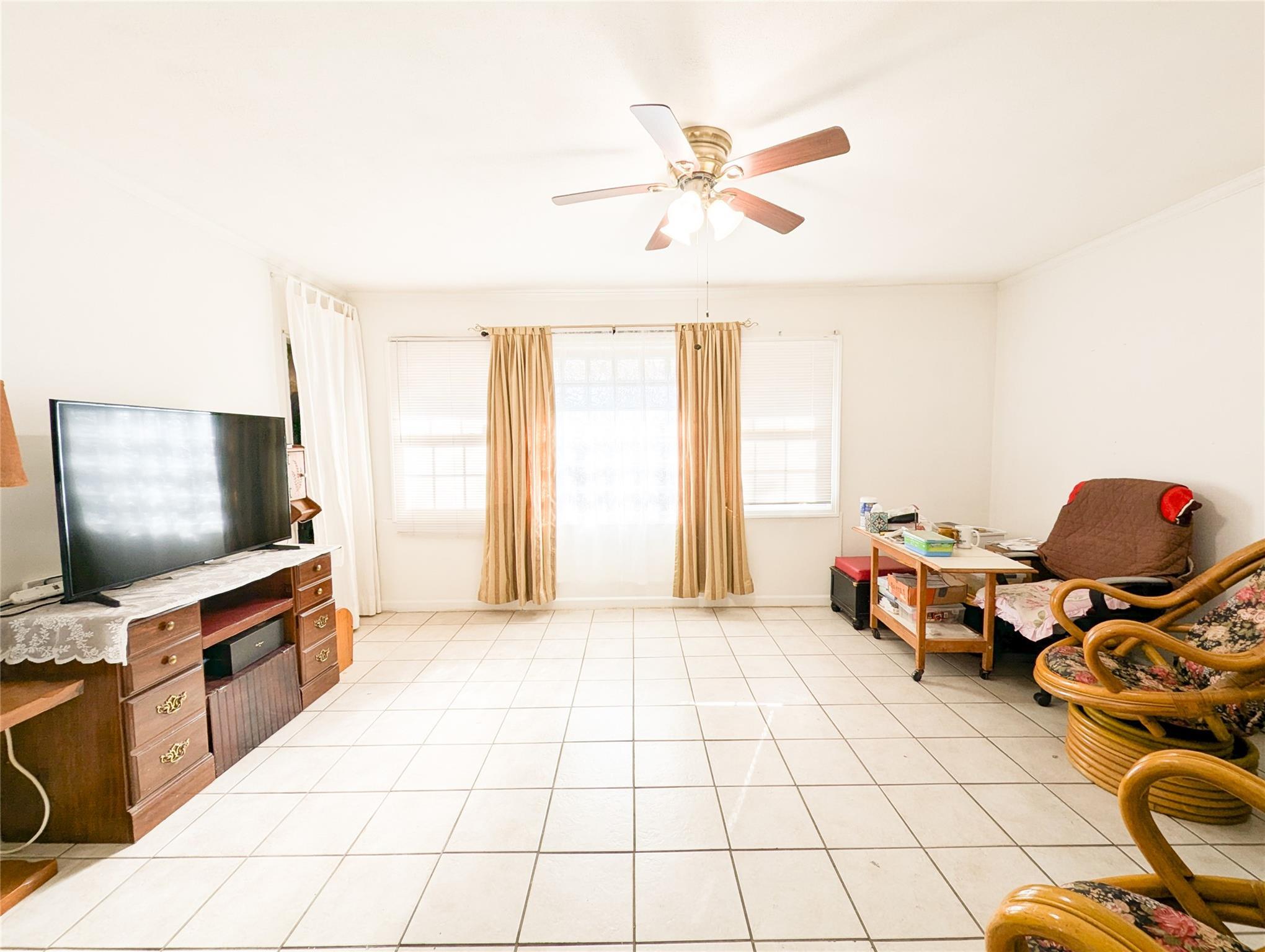 Single Family Oliver  Nassau County, NY 11590, MLS-847855-3