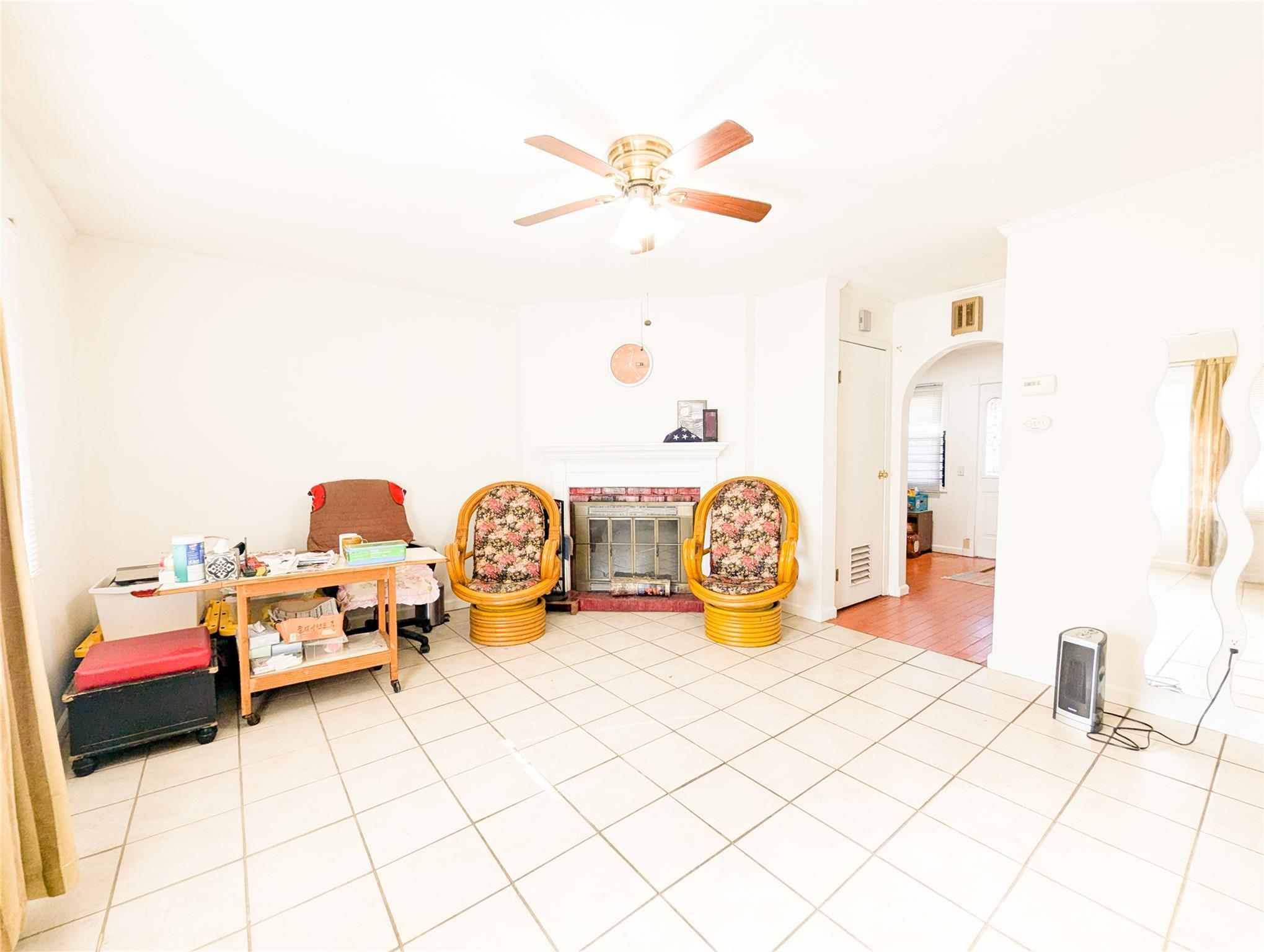 Single Family Oliver  Nassau County, NY 11590, MLS-847855-9