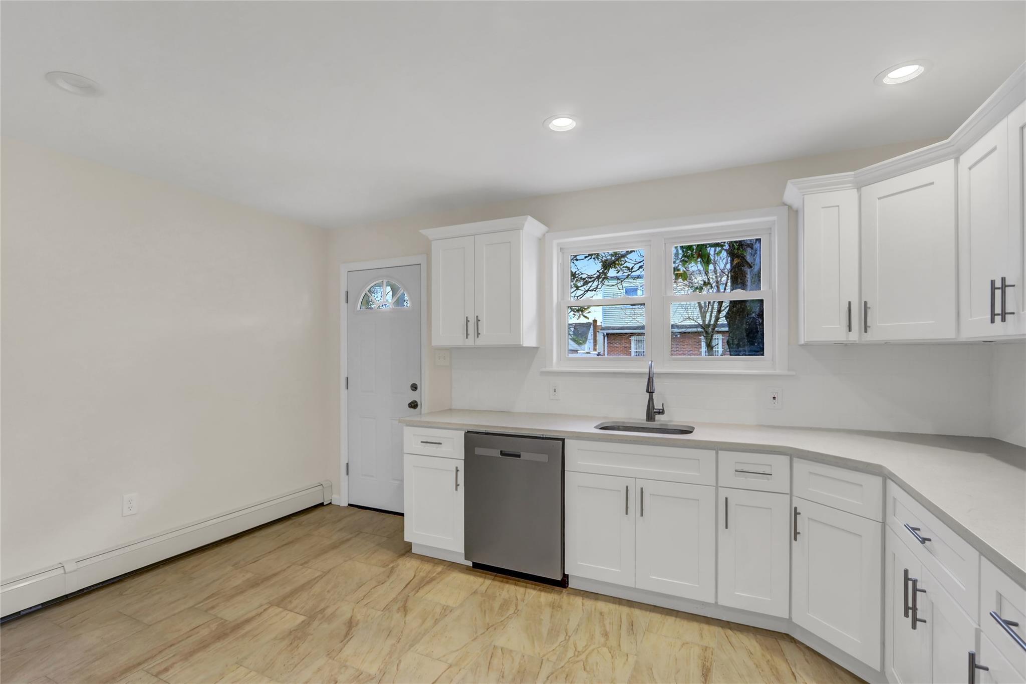 Single Family 196th  Queens, NY 11412, MLS-847945-9