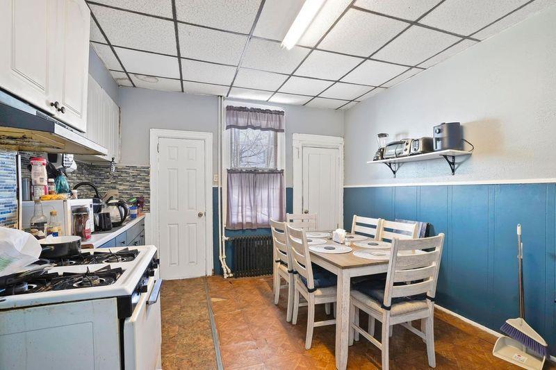 Single Family 55th  Queens, NY 11378, MLS-847961-10