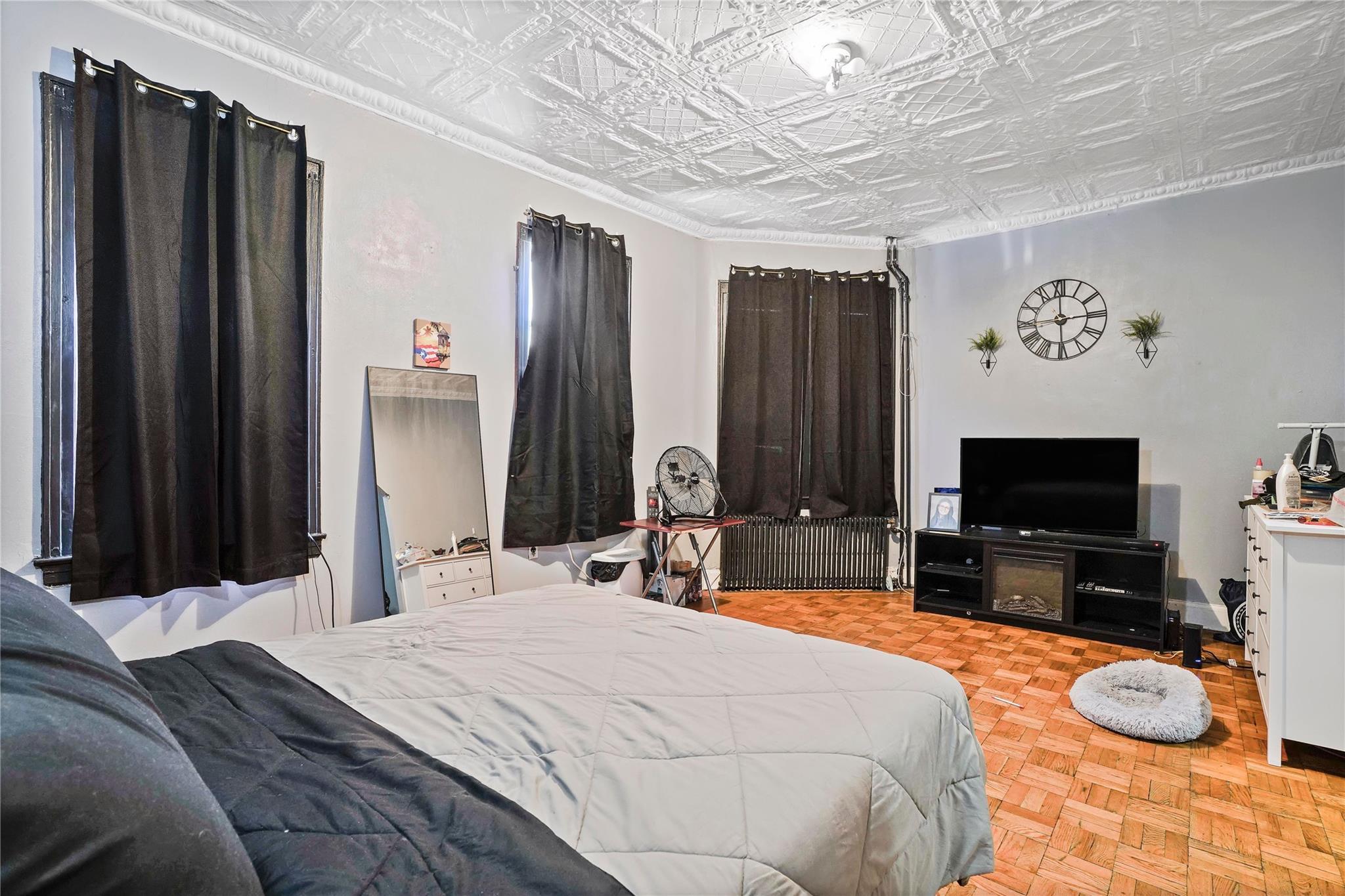 Single Family 55th  Queens, NY 11378, MLS-847961-15