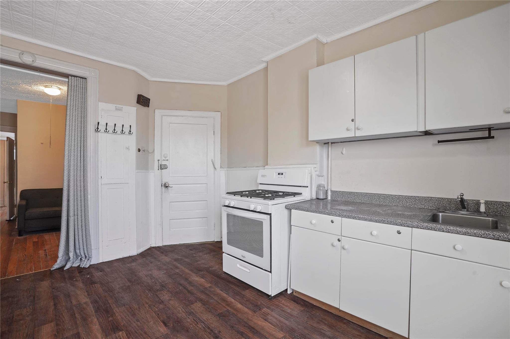 Single Family 55th  Queens, NY 11378, MLS-847961-18