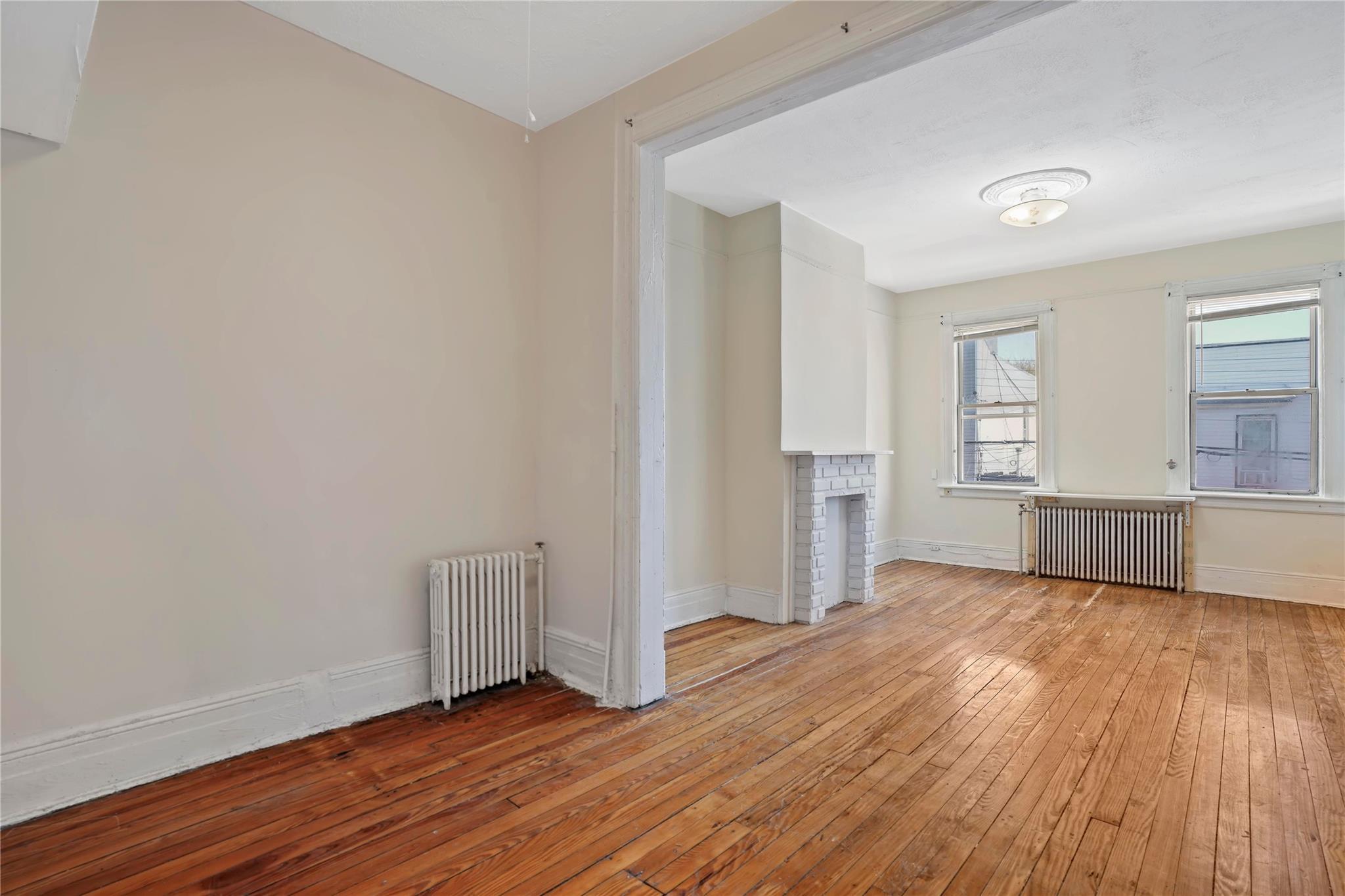 Single Family 55th  Queens, NY 11378, MLS-847961-21